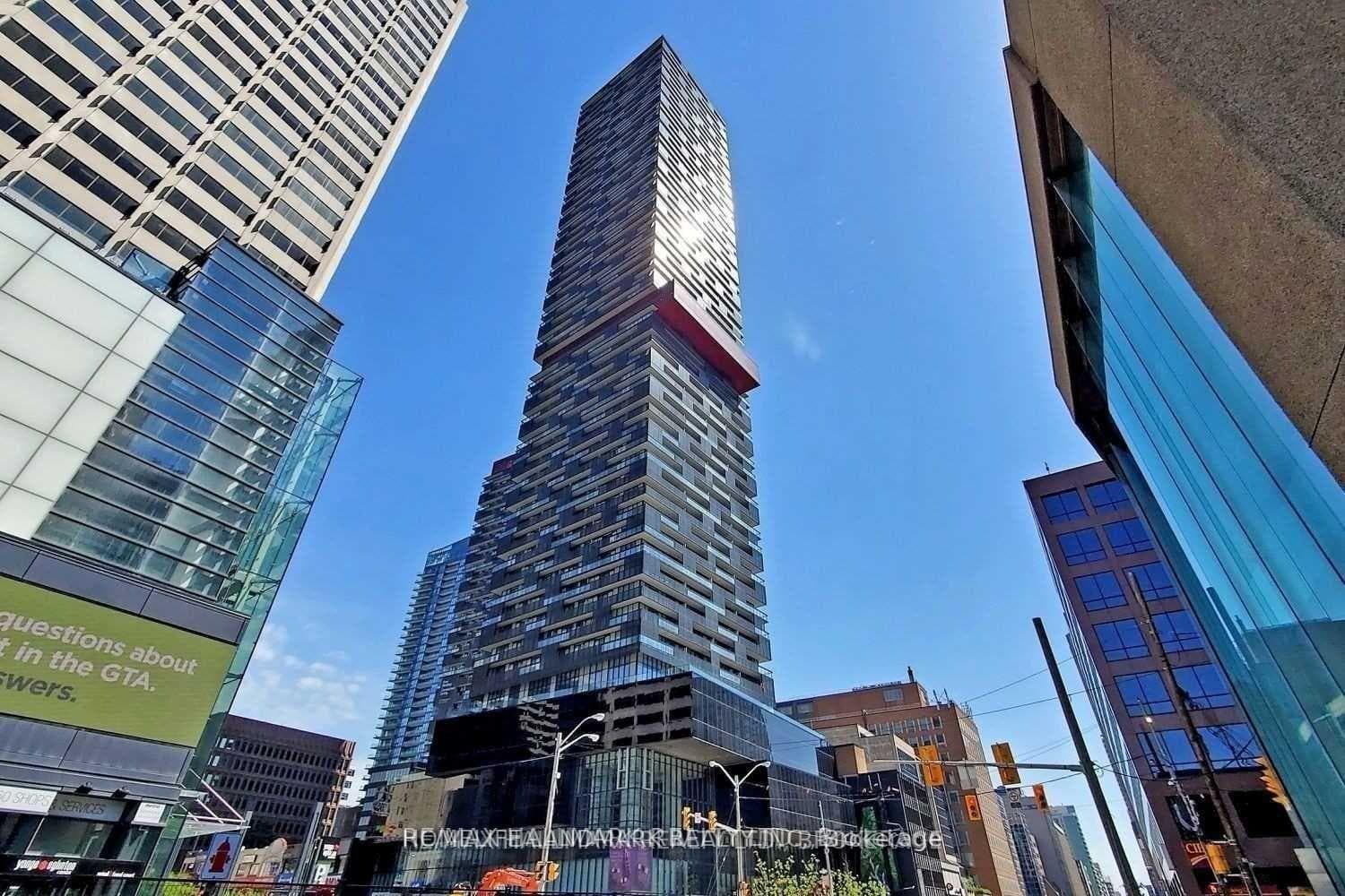 8 Eglinton Avenue Unit 5104 photo 1