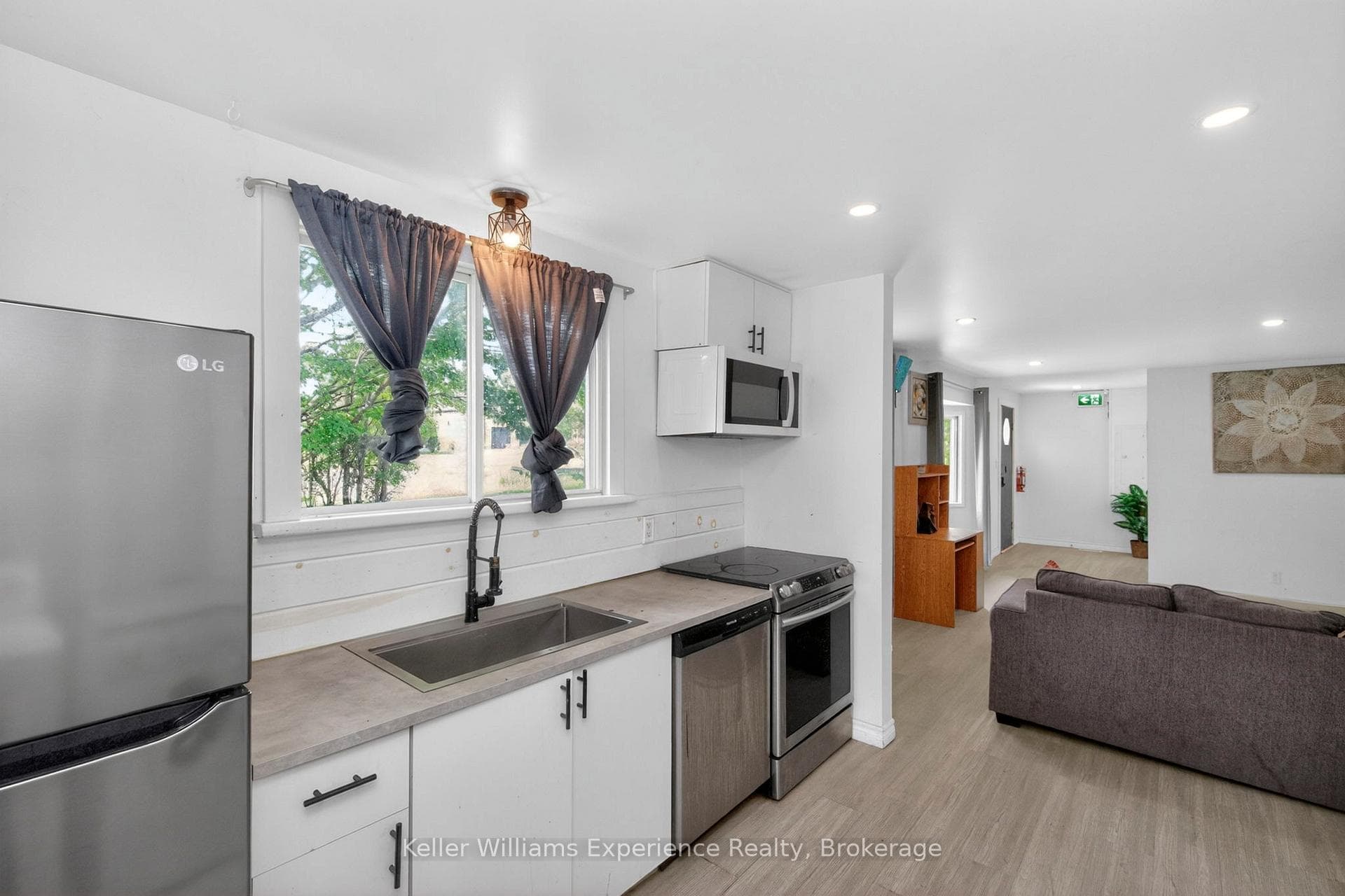 9782 Beachwood Drive photo 20