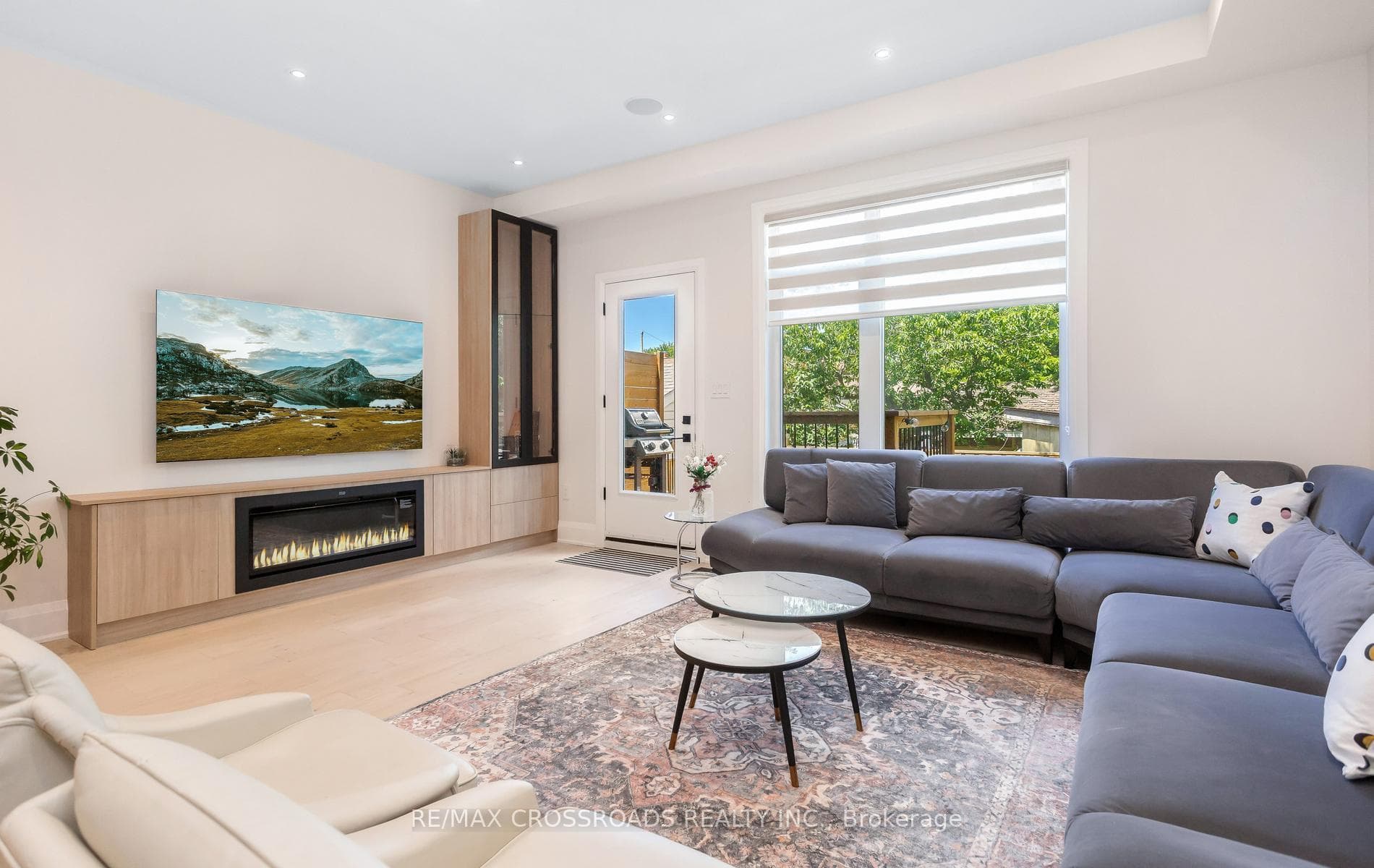 10 Hamstead Avenue photo 13