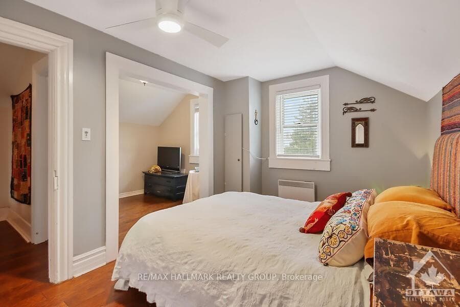 517 ST LAWRENCE Street photo 18
