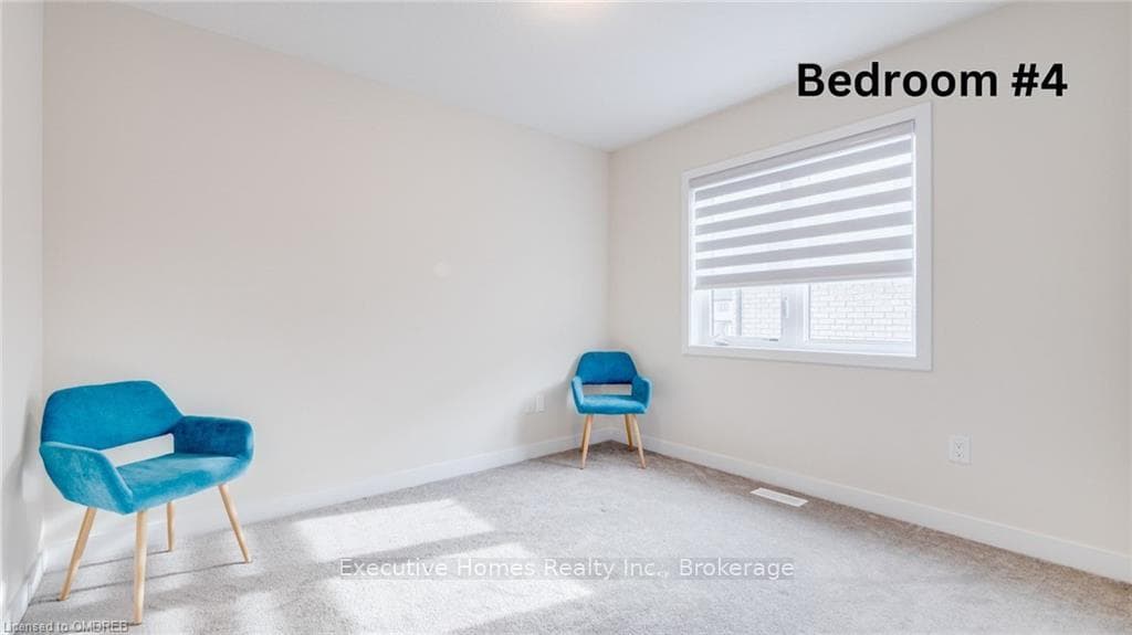 26 HAWICK Crescent photo 36