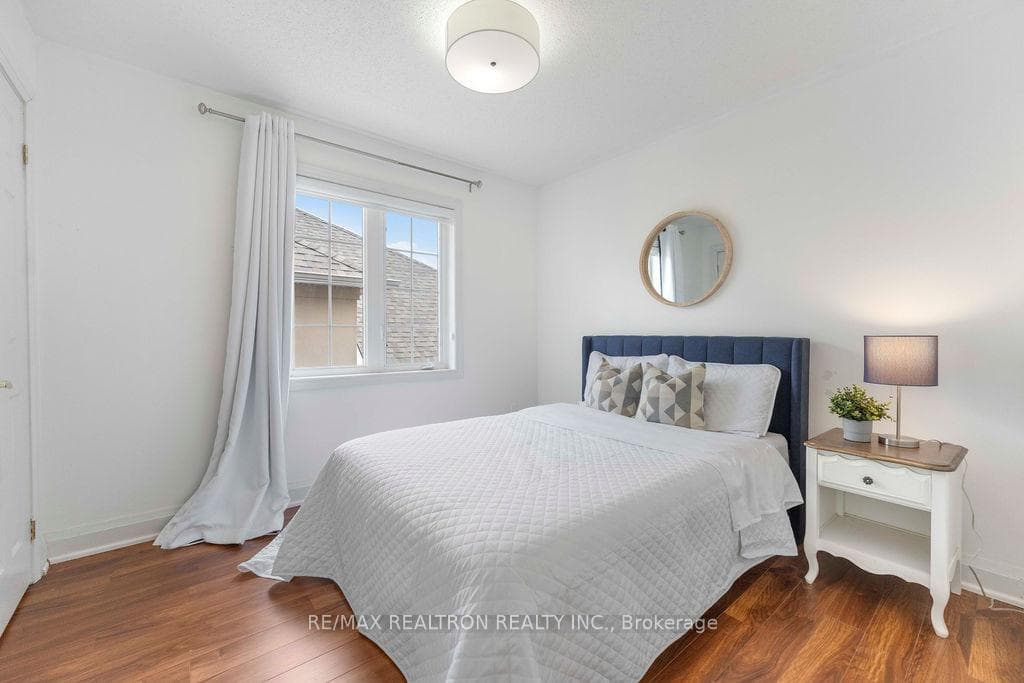 678 Skye Court photo 26