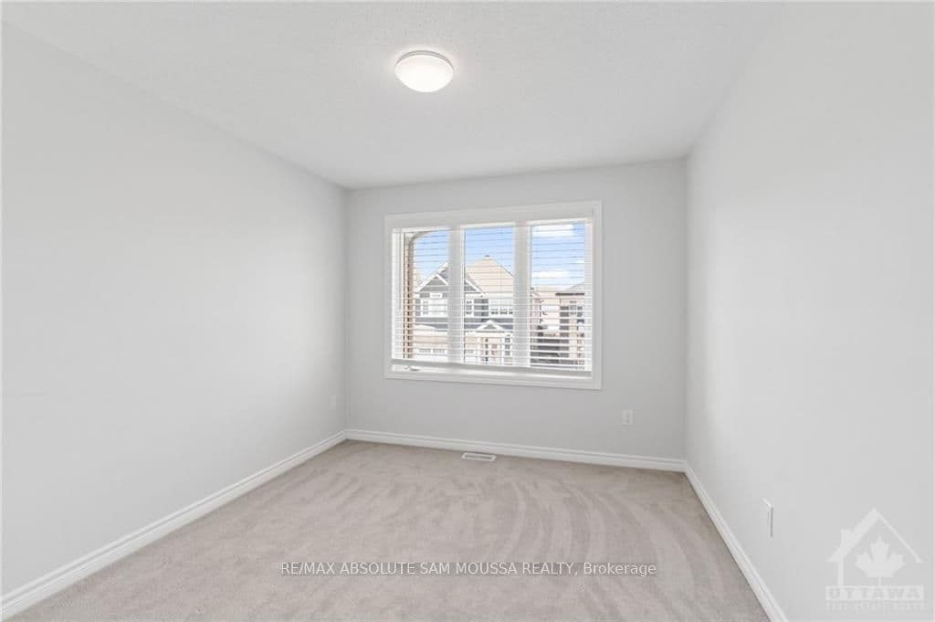 819 REGULUS Ridge photo 22