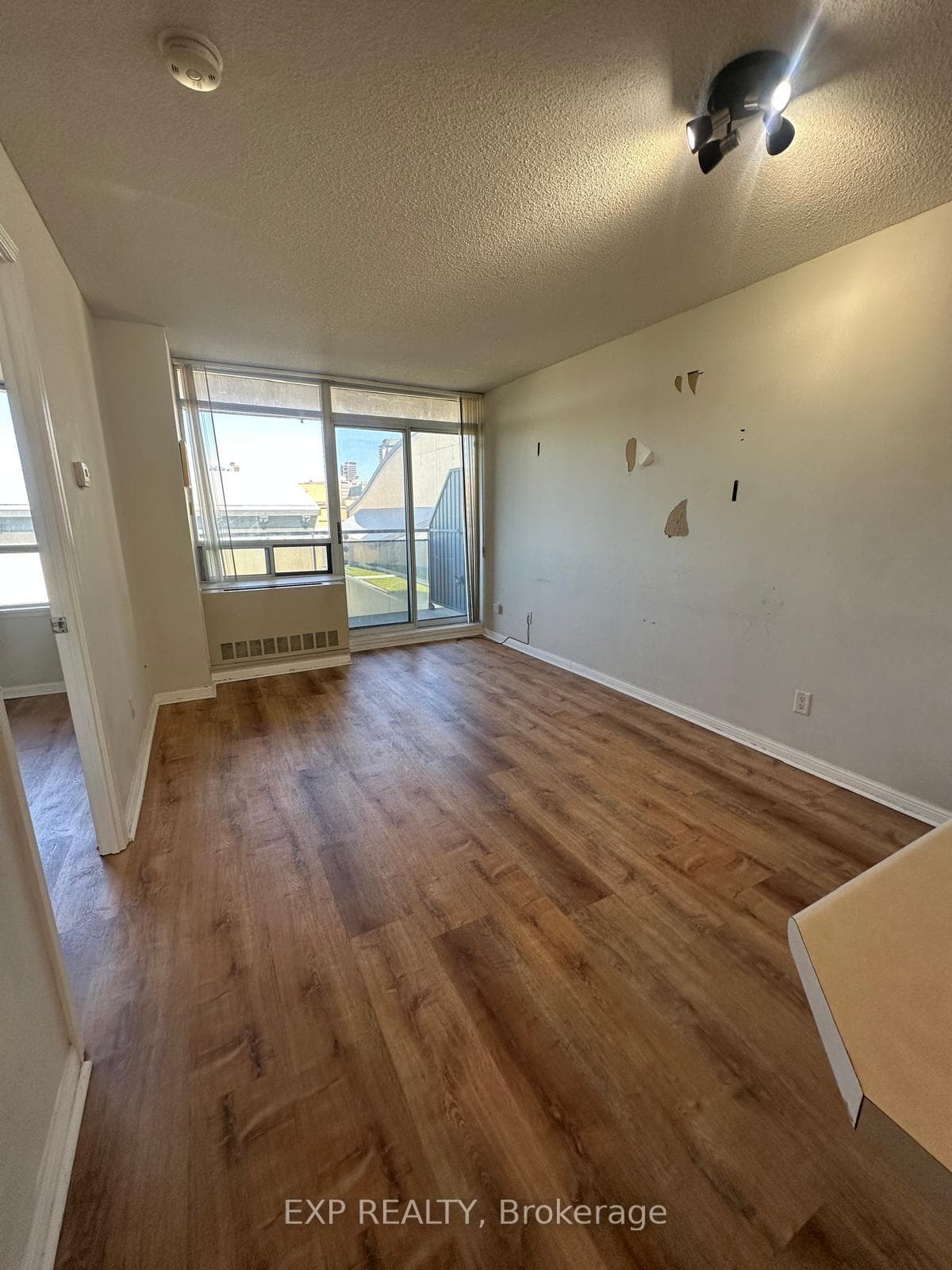153 Beecroft Road Unit 706 photo 23