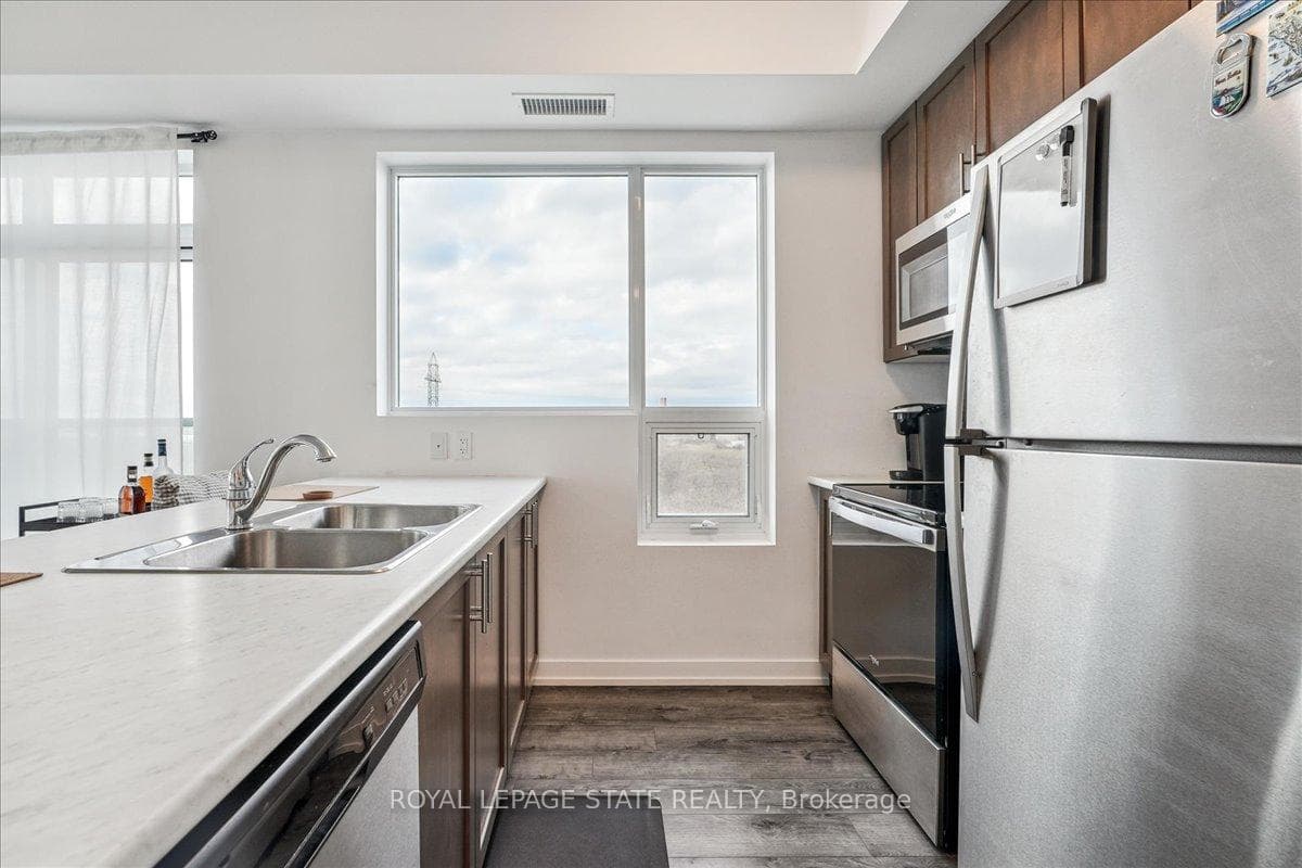 5055 Greenlane Road Unit 306 photo 8