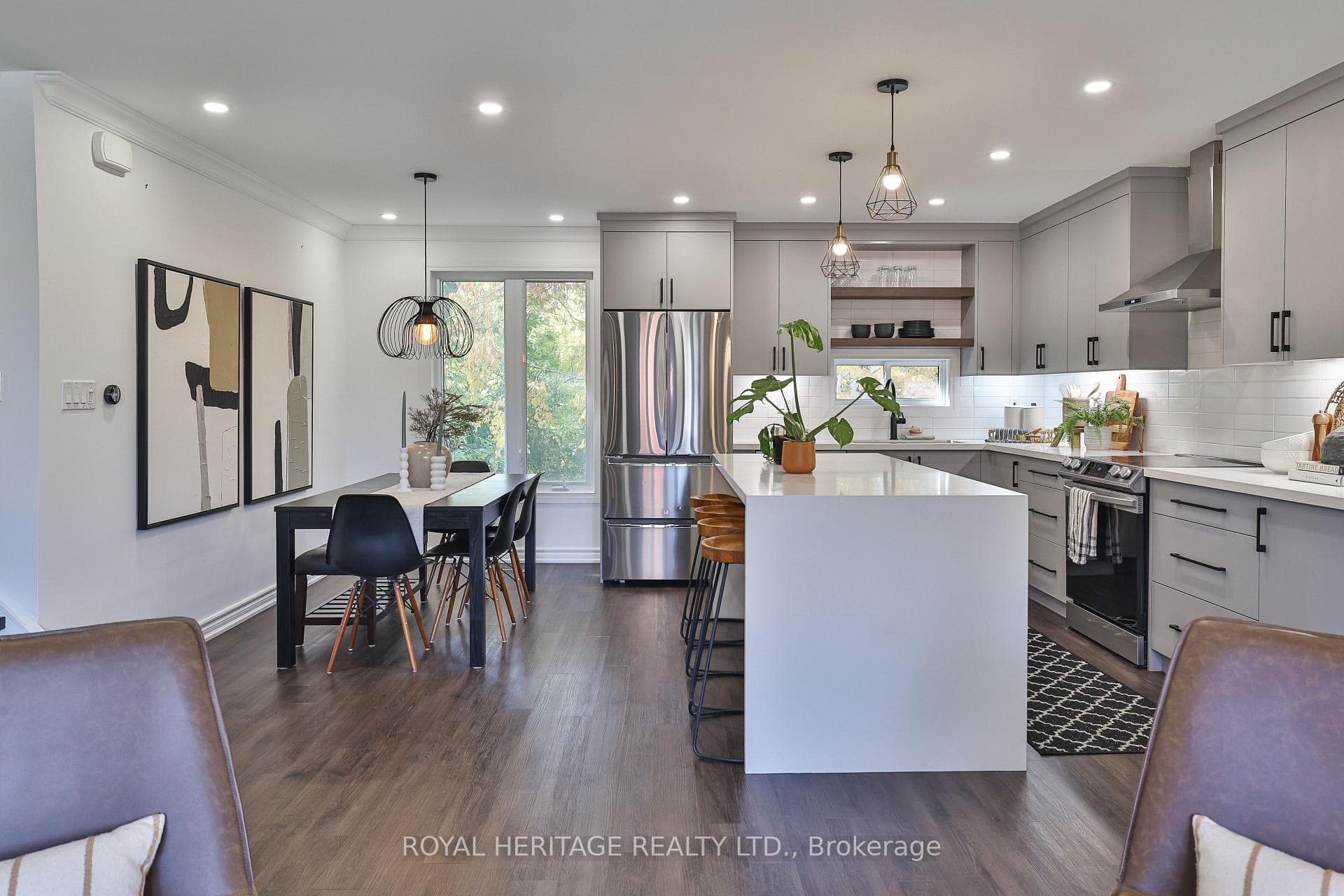 254 Lupin Drive photo 8