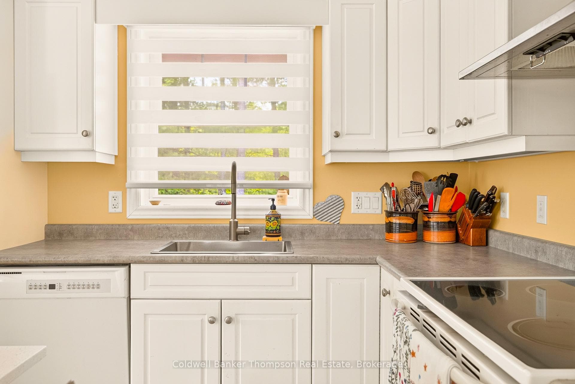 3425 Brunel Road photo 9