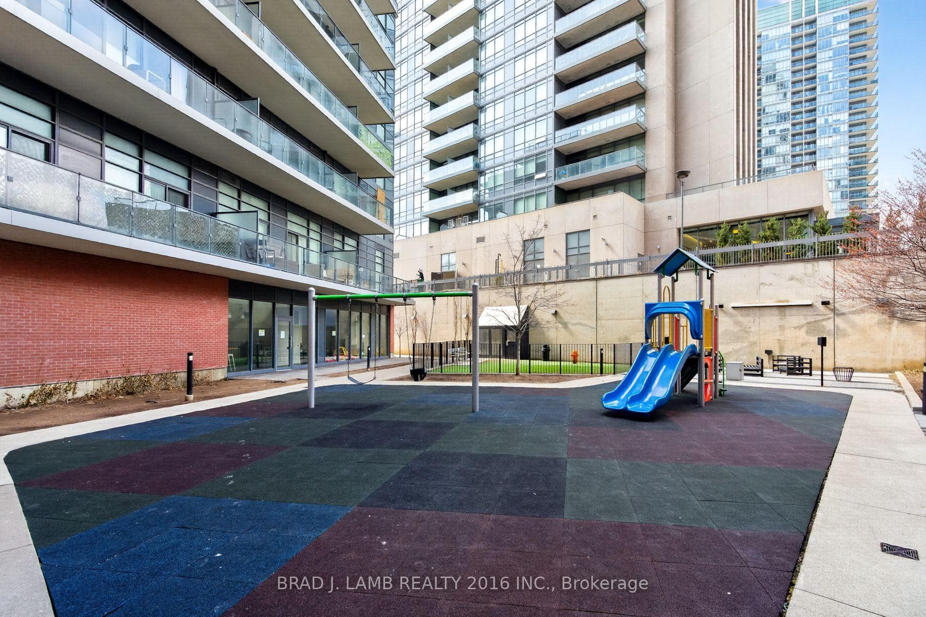 10 Park Lawn Road Unit TH #1 photo 37