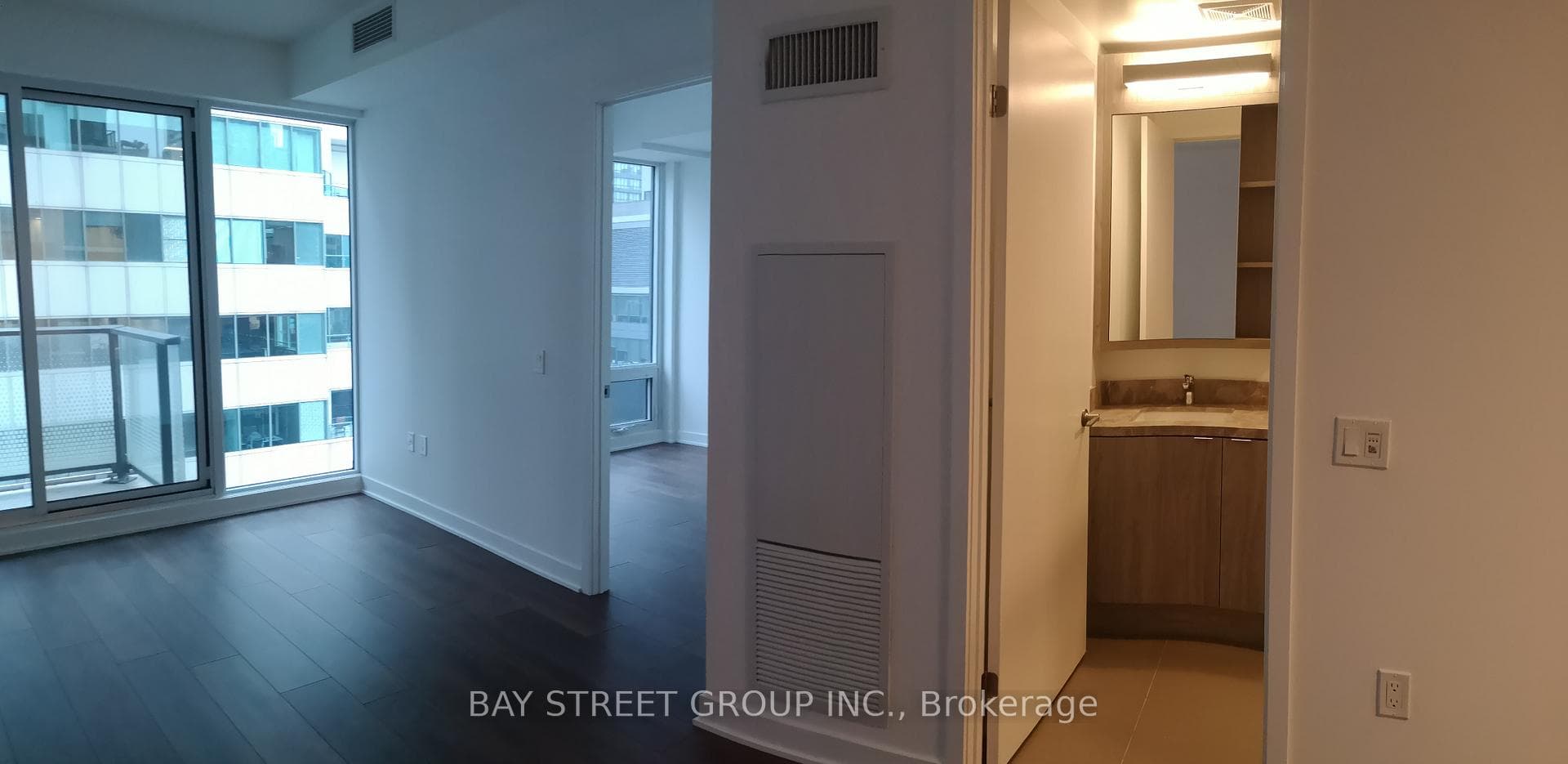 125 Blue Jays Way Unit 903 photo 2