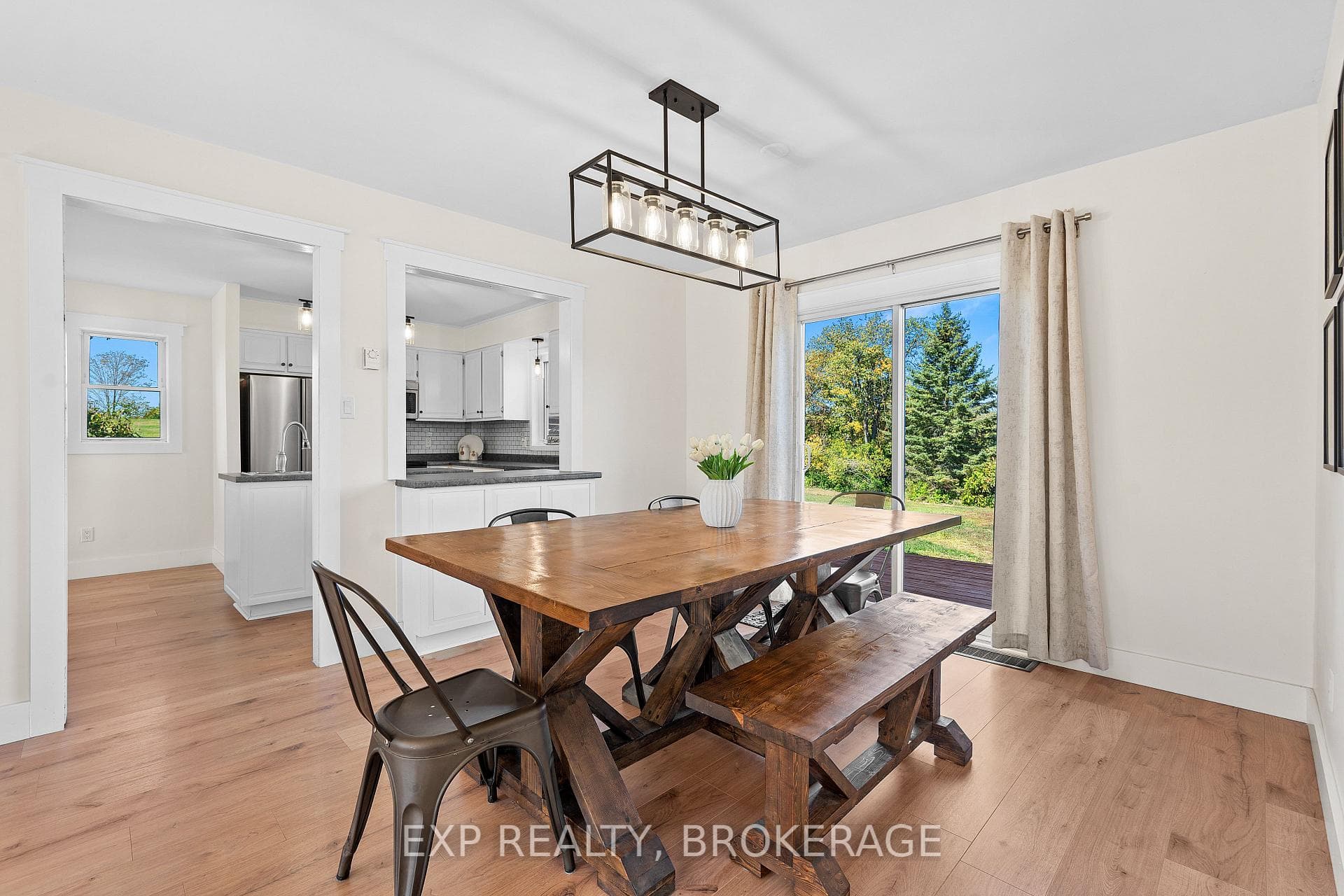 64 BERRY Road photo 11