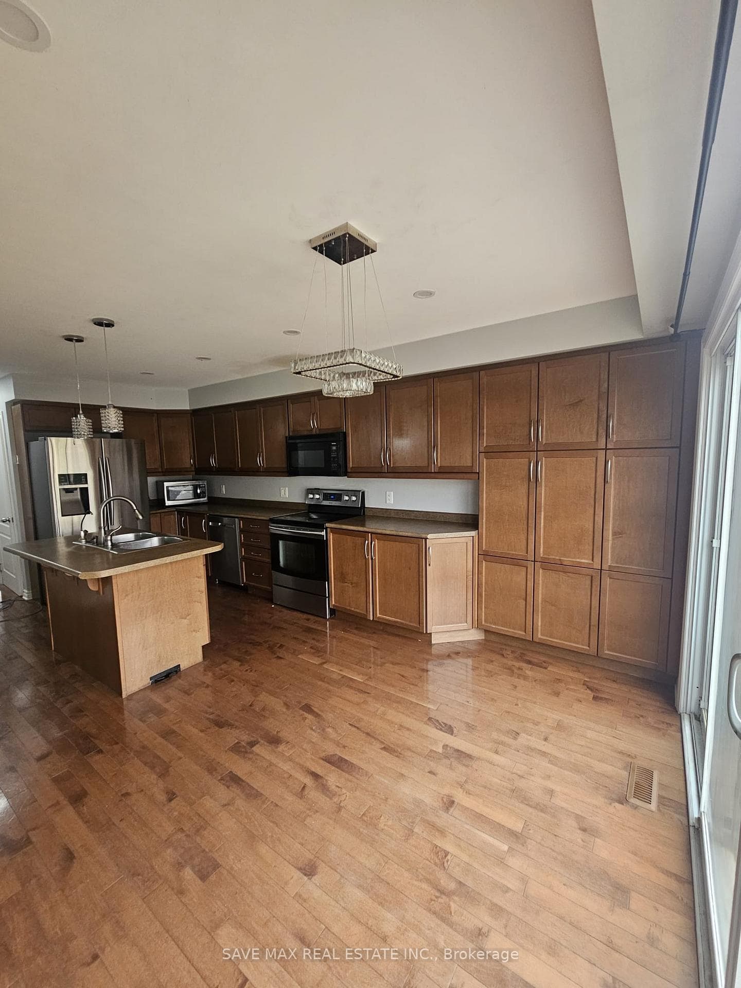 1196 North Wenige Drive photo 3
