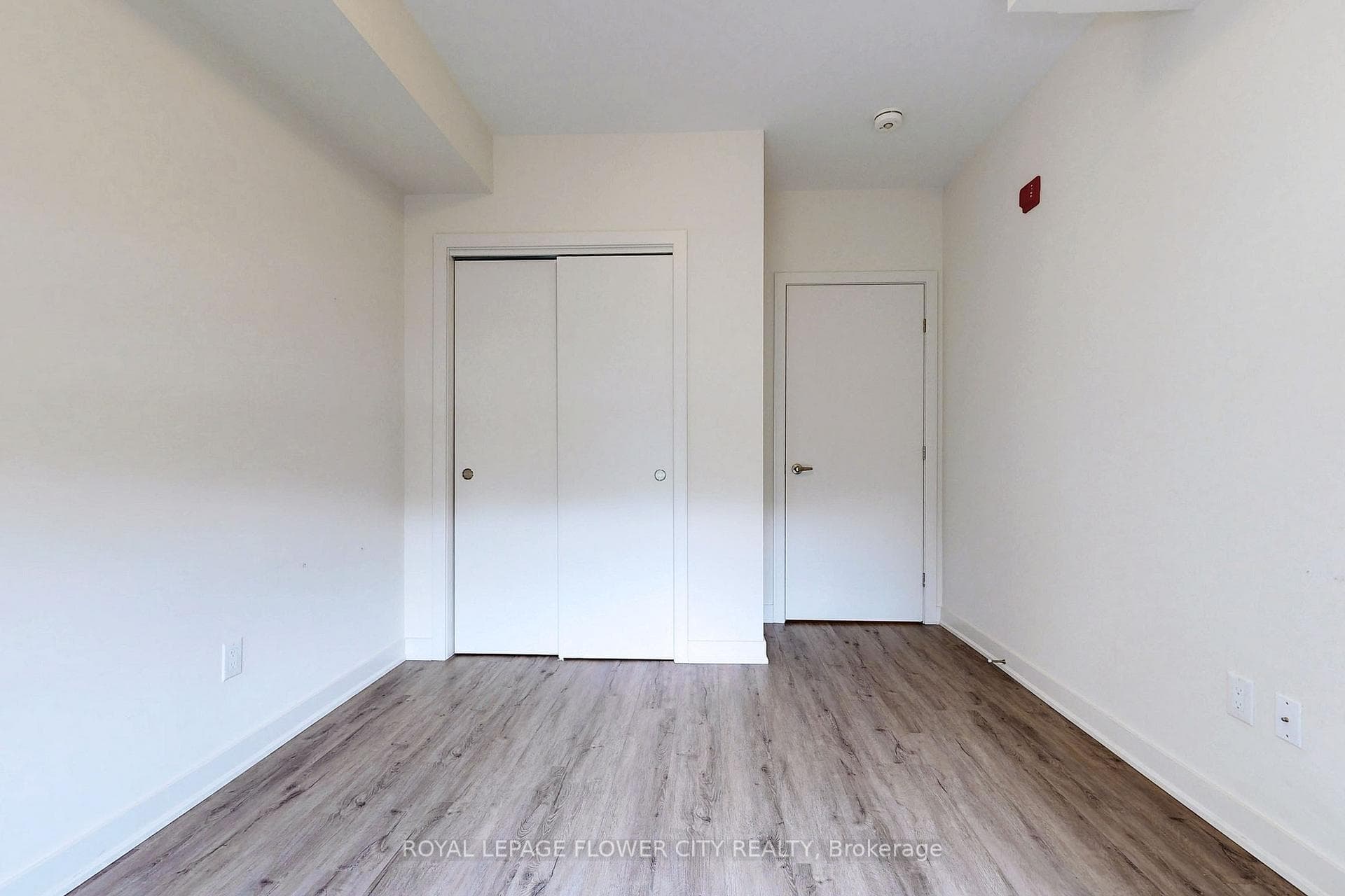 320 Plains Road Unit 106 photo 25