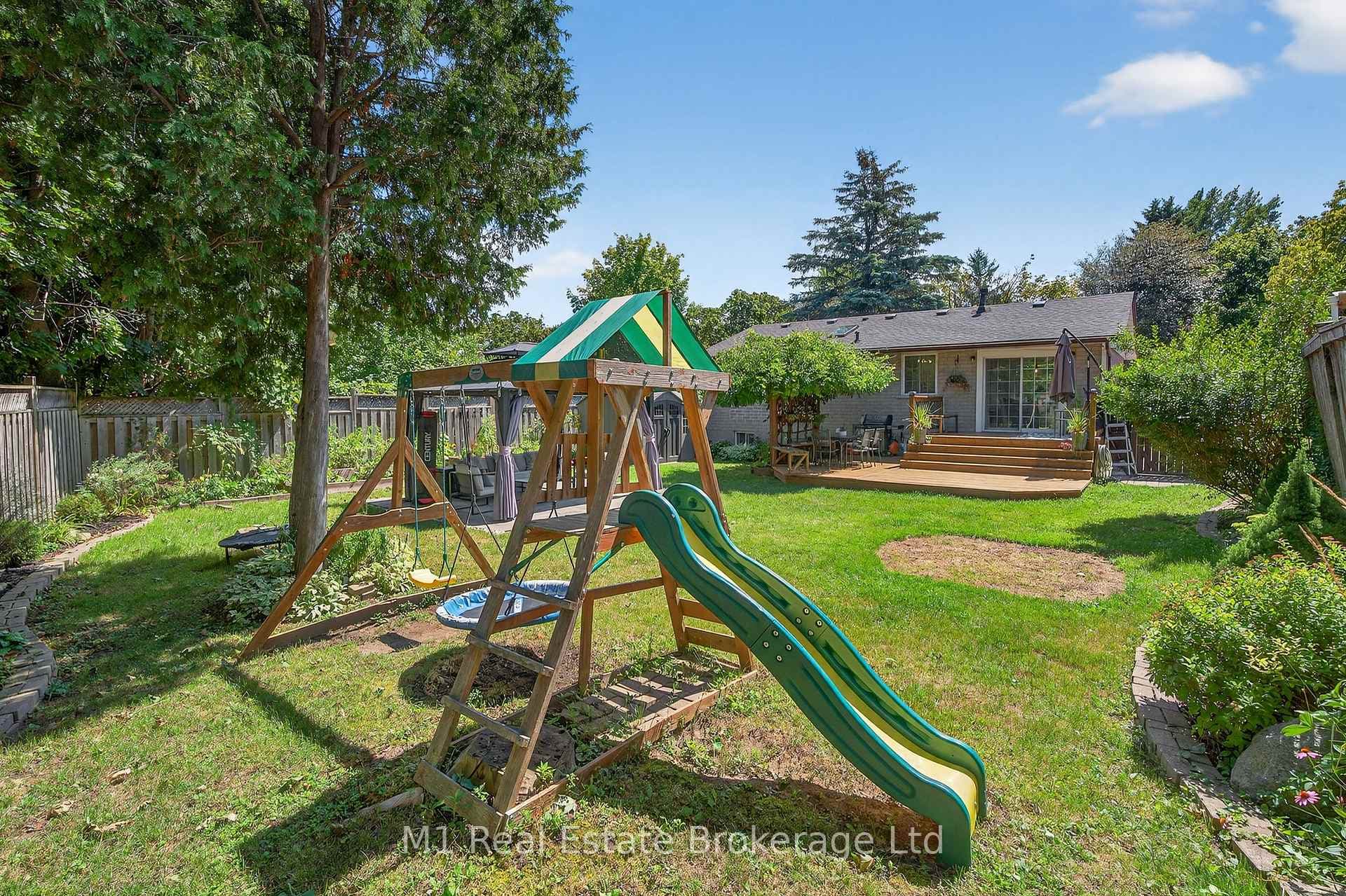 91 Rhonda Road photo 28