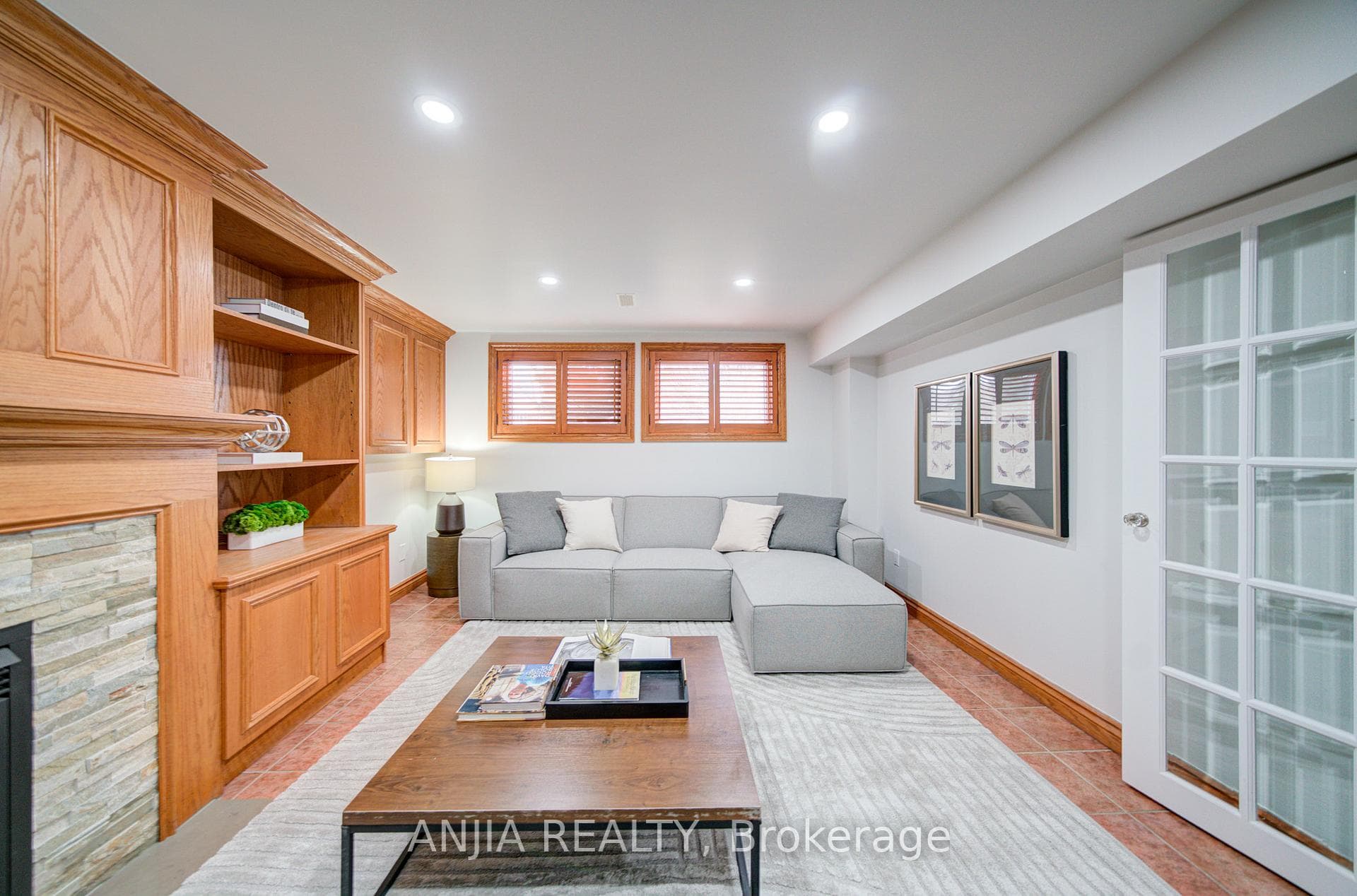 70 Briarwood Road photo 35
