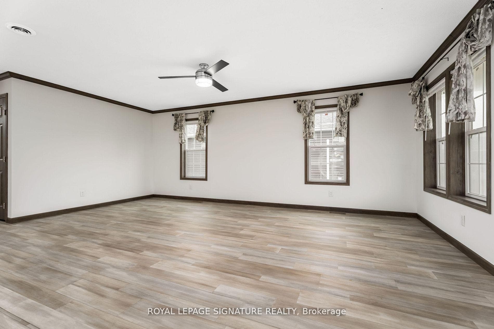 12 Briarwood Place photo 5