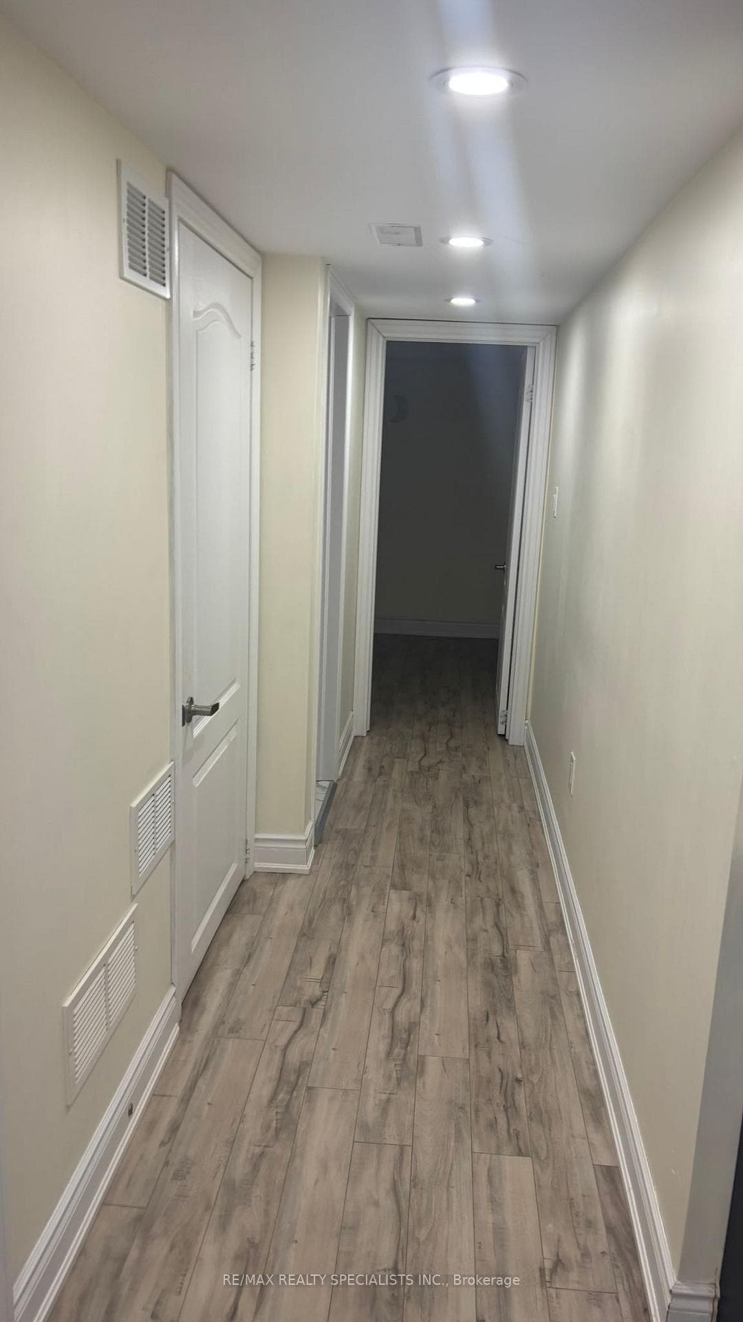 48 Ringway Road Unit BASEMENT photo 15