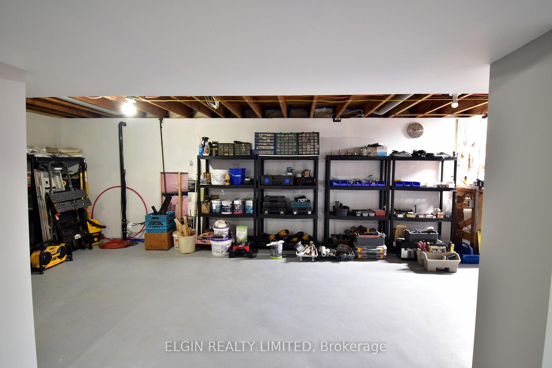 174 Elm Street photo 25