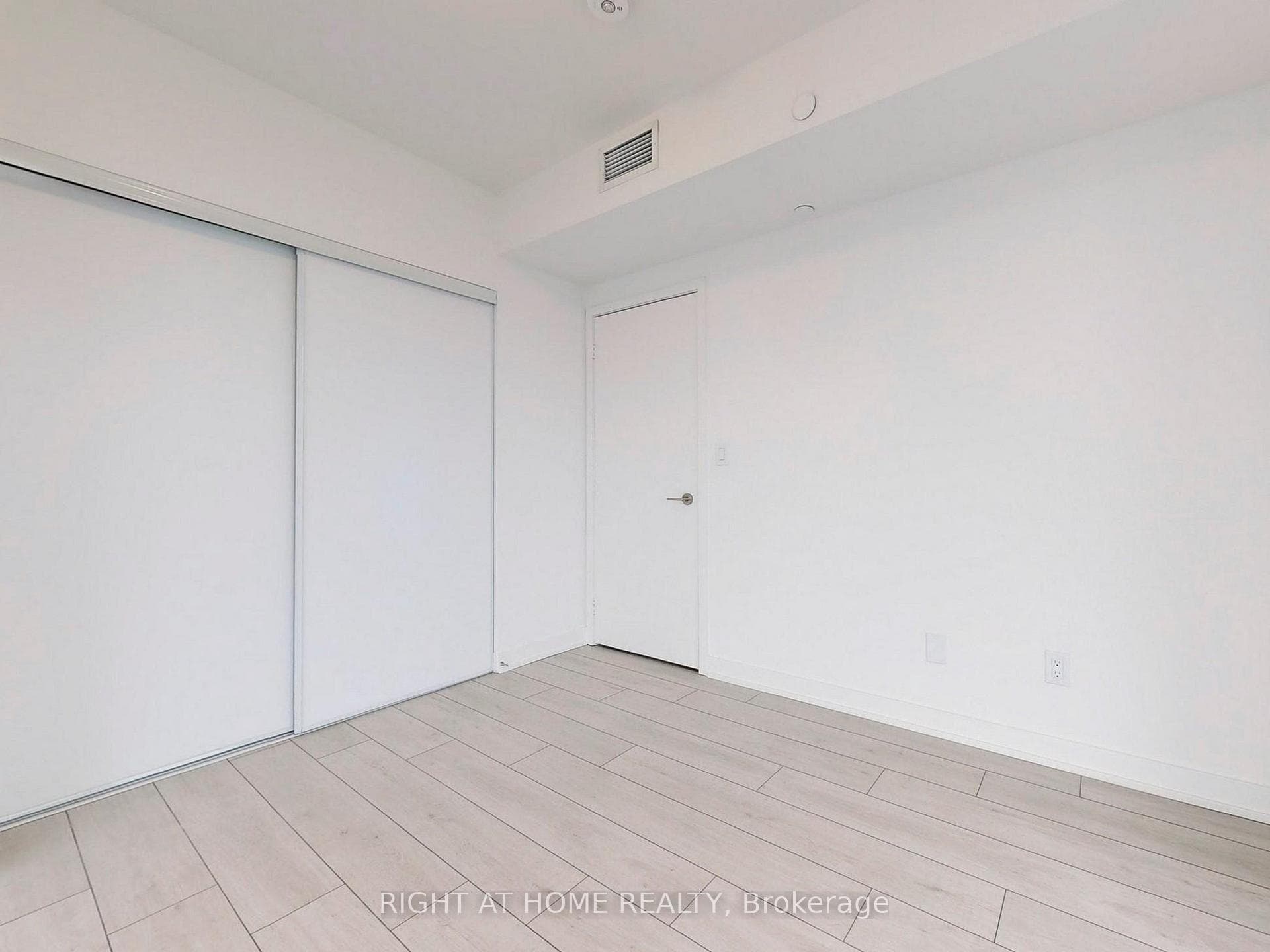 2031 Kennedy Road Unit 3315 photo 23