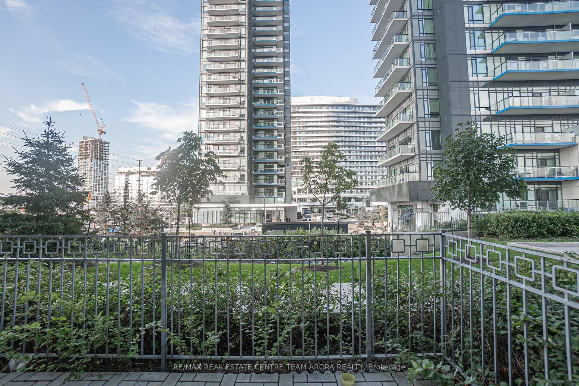 4675 Metcalfe Avenue Unit 101 photo 17