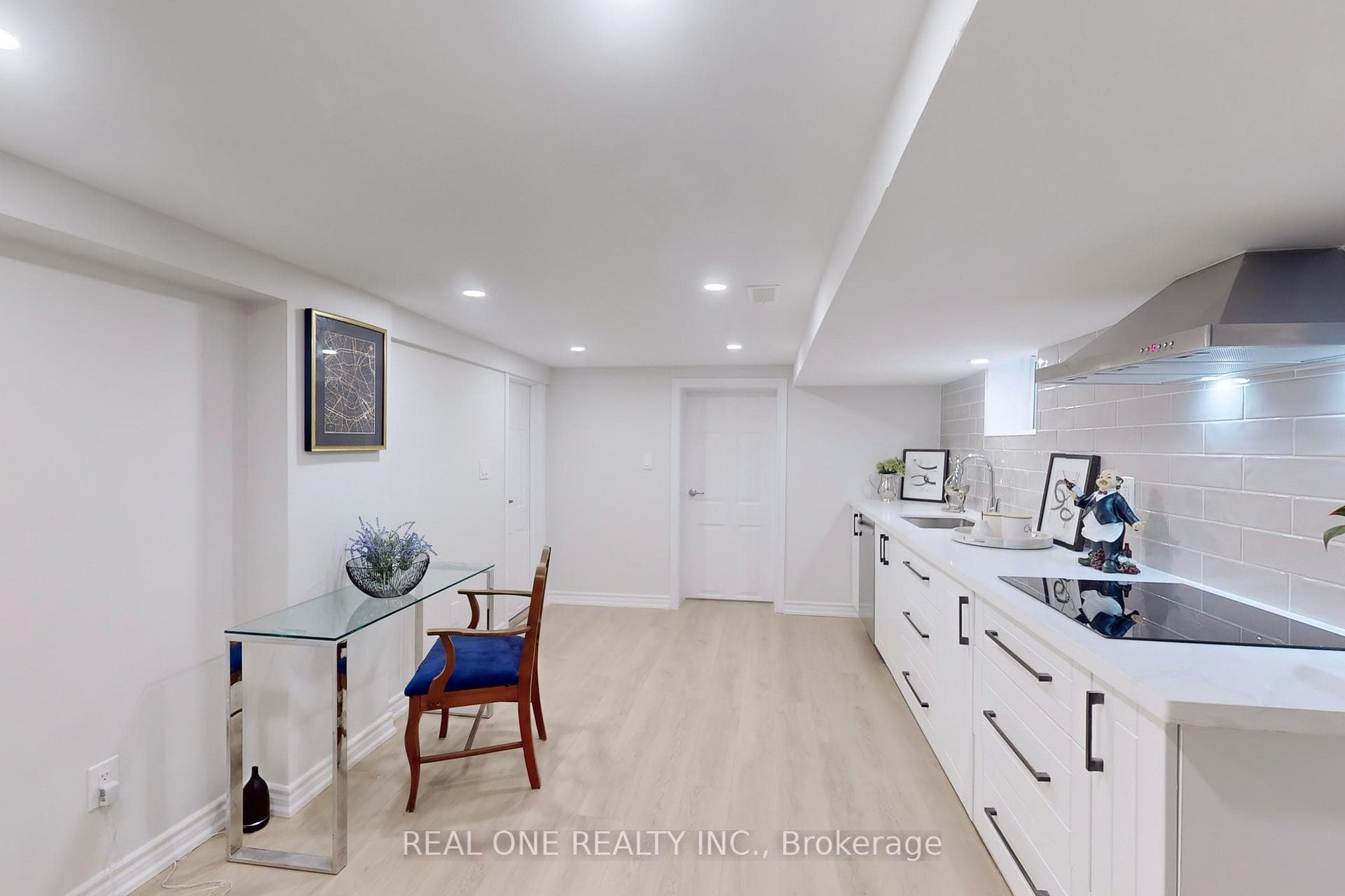32 Shortt Street photo 10