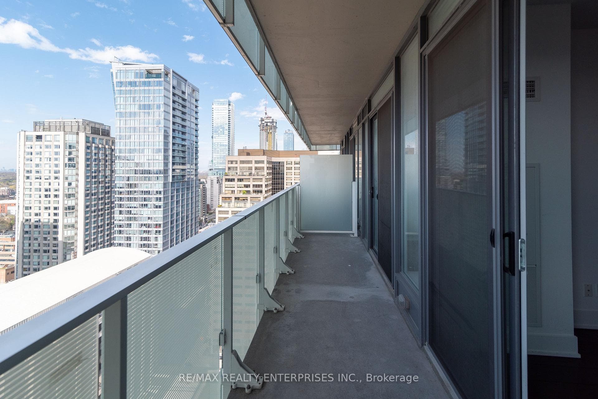 200 Bloor Street Unit 2505 photo 29