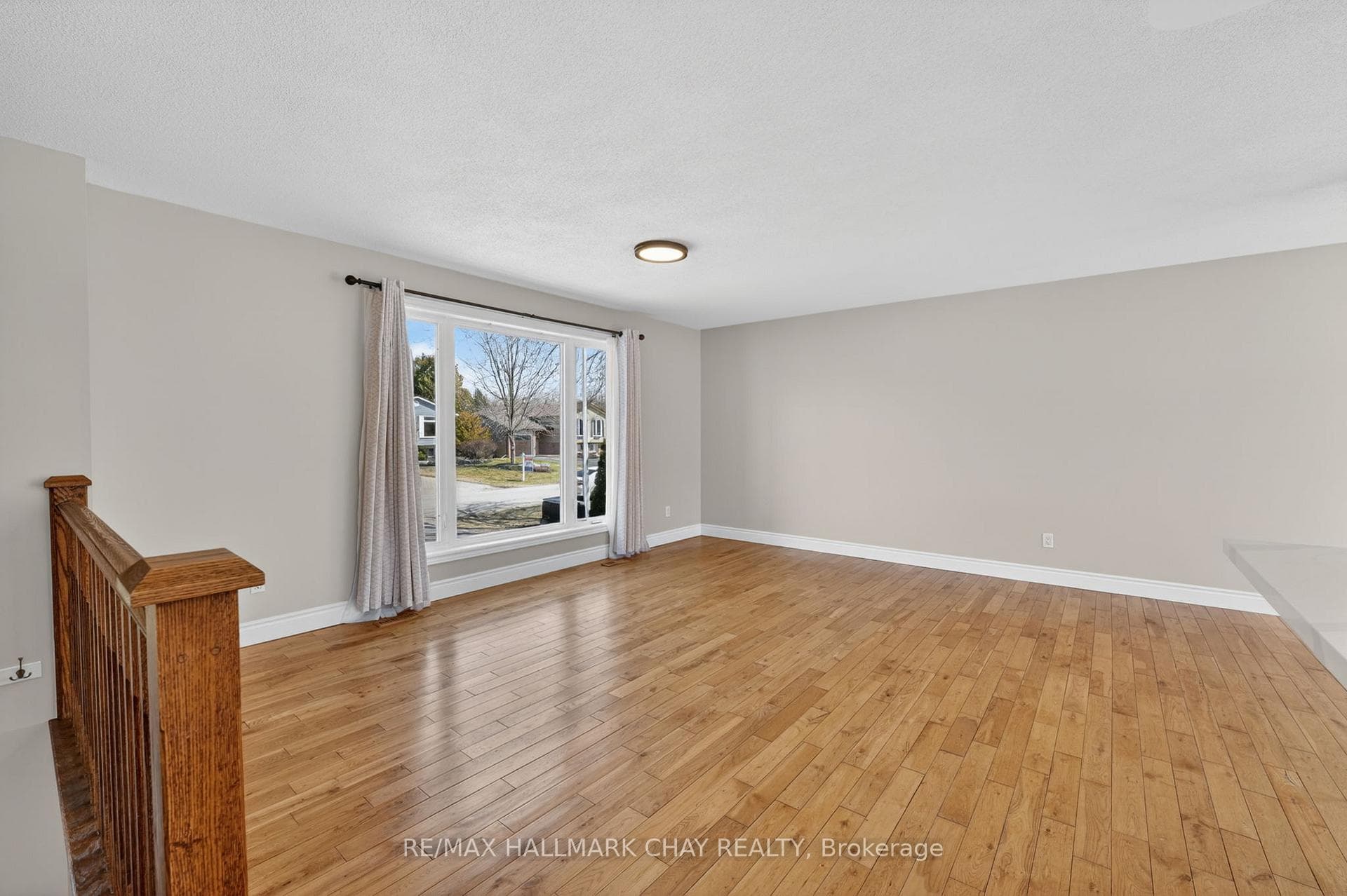 224 Thornton Avenue photo 7