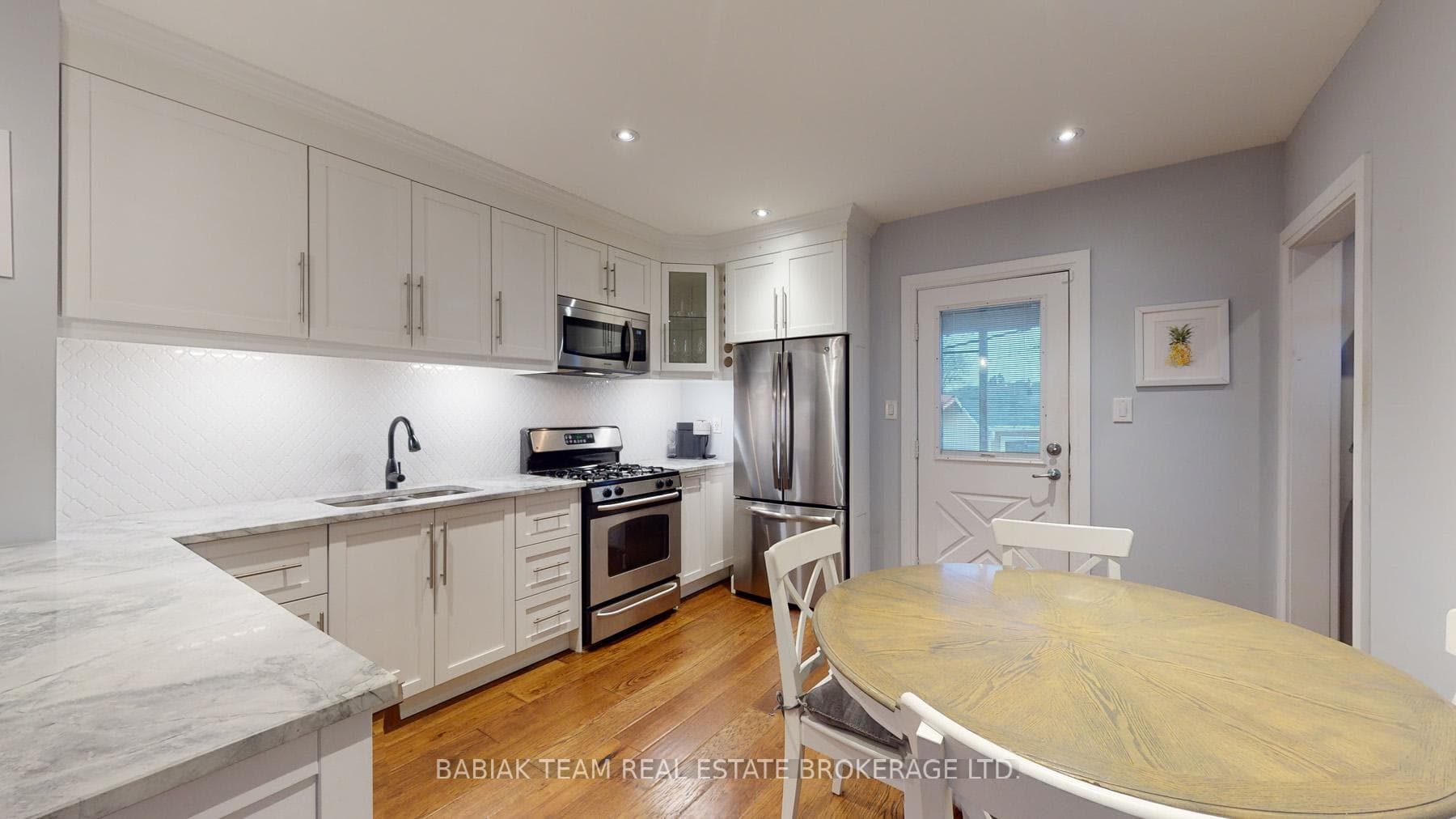 57 Avon Avenue photo 9