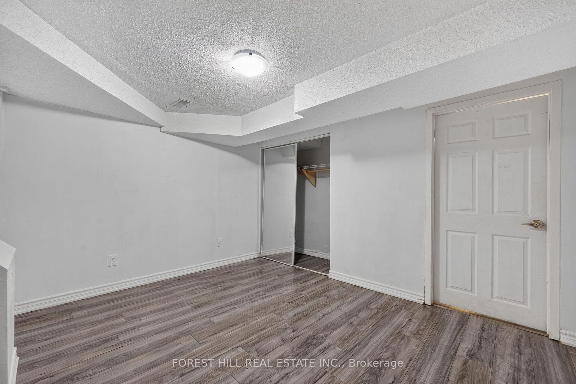 55 Castlehill Road photo 37