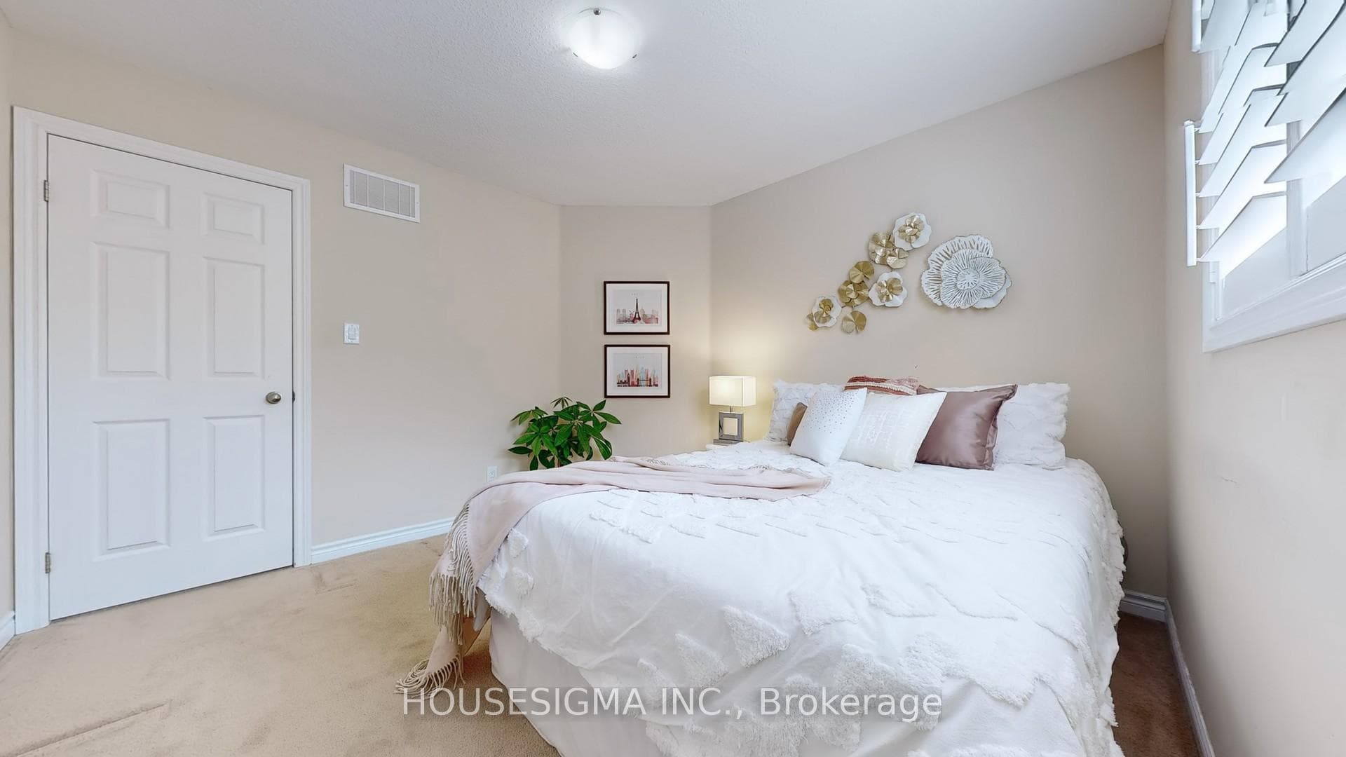 1362 Upper Paradise Road photo 25