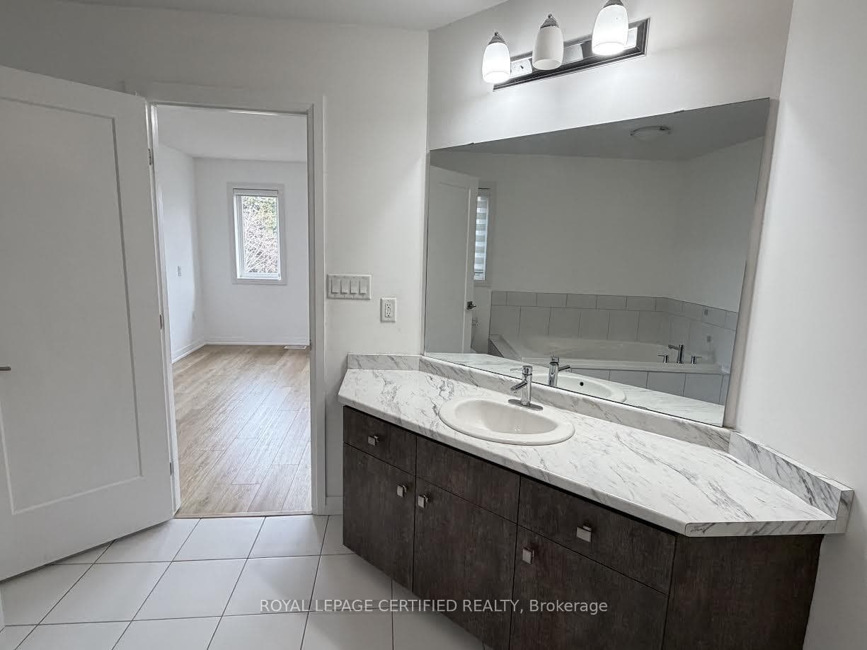 40 Lexington Avenue photo 38