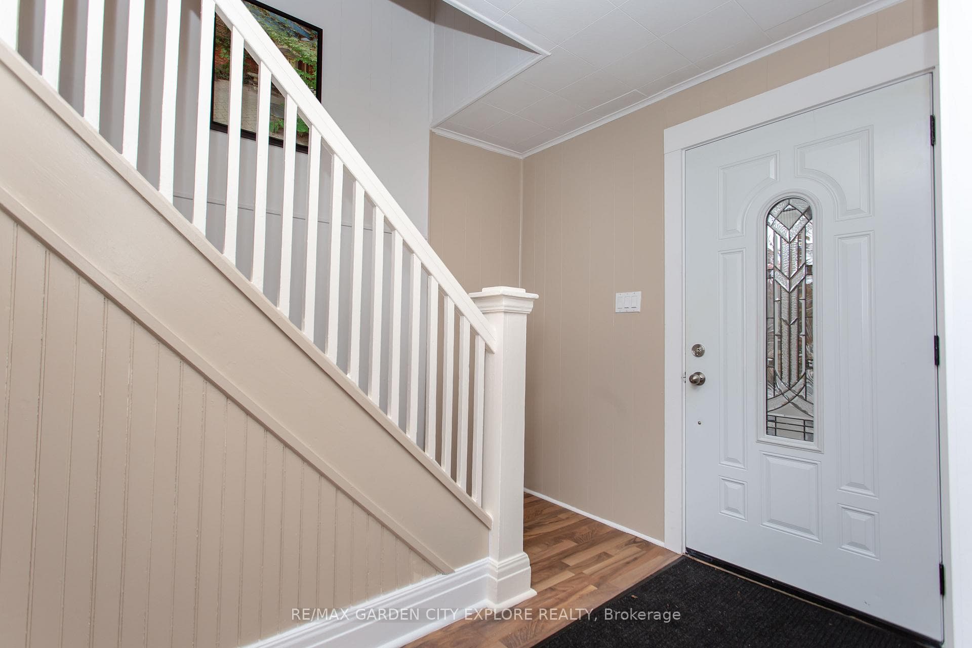 7 Pinecrest Street photo 4