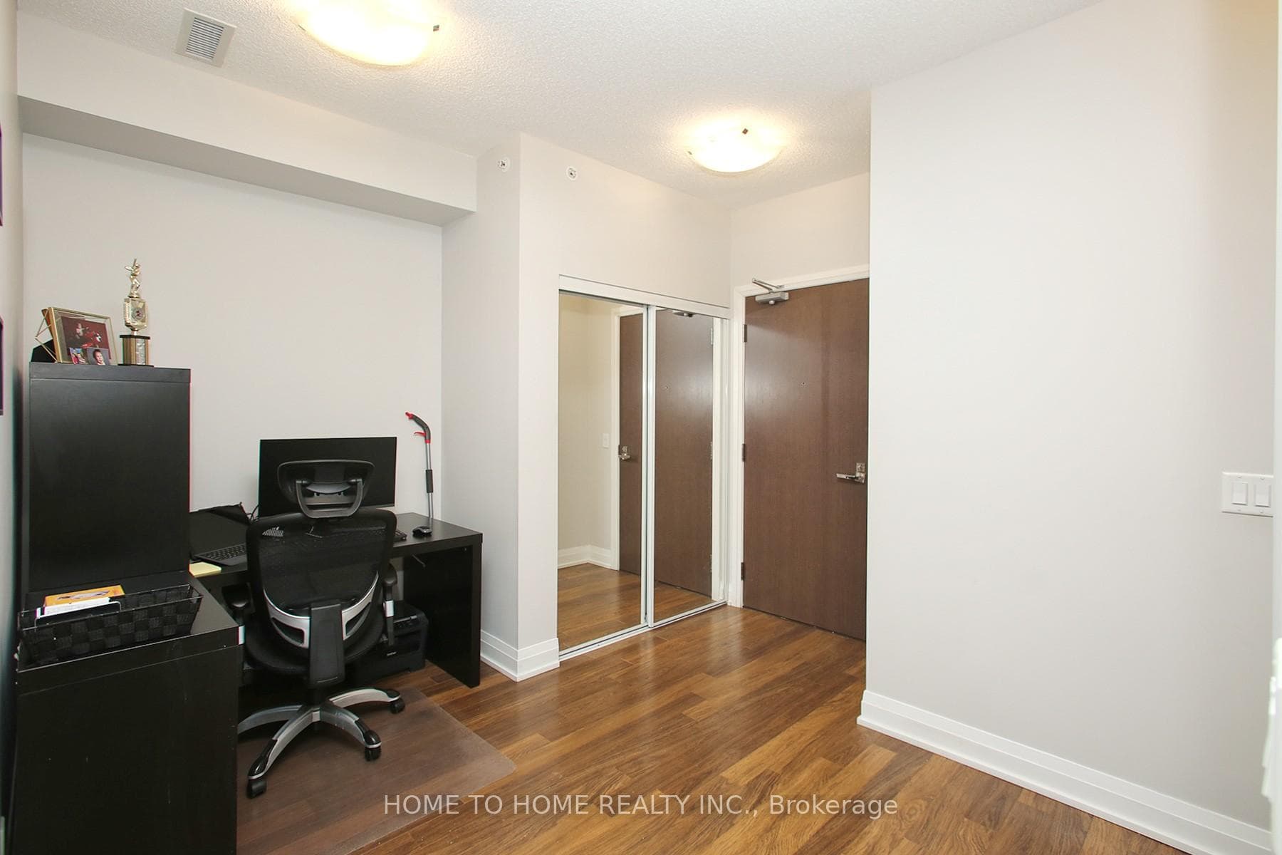 85 North Park Road Unit 512 photo 14