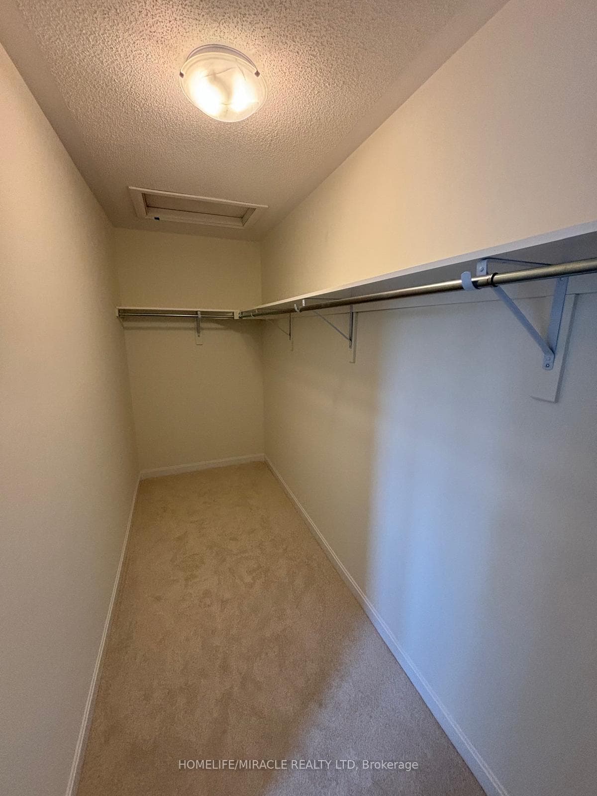 76 Oakmont Drive photo 24