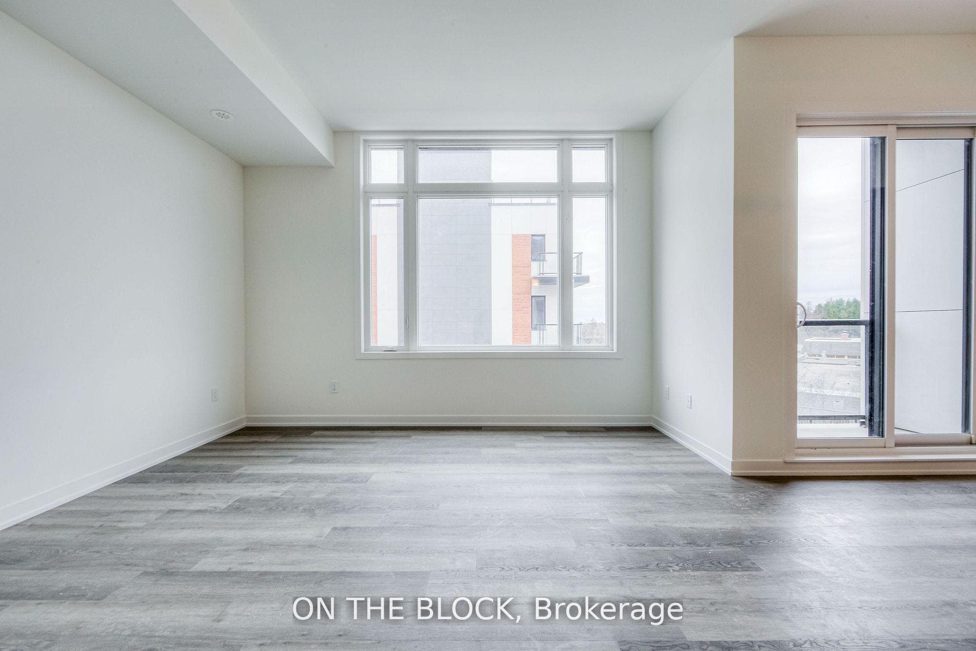 15 David Eyer Road Unit 1415 photo 10