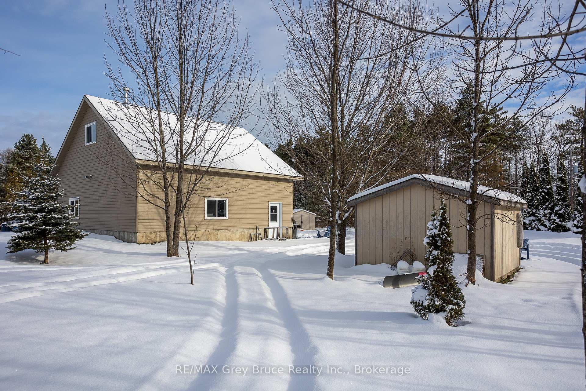 319586 Grey Road 1 Road photo 31