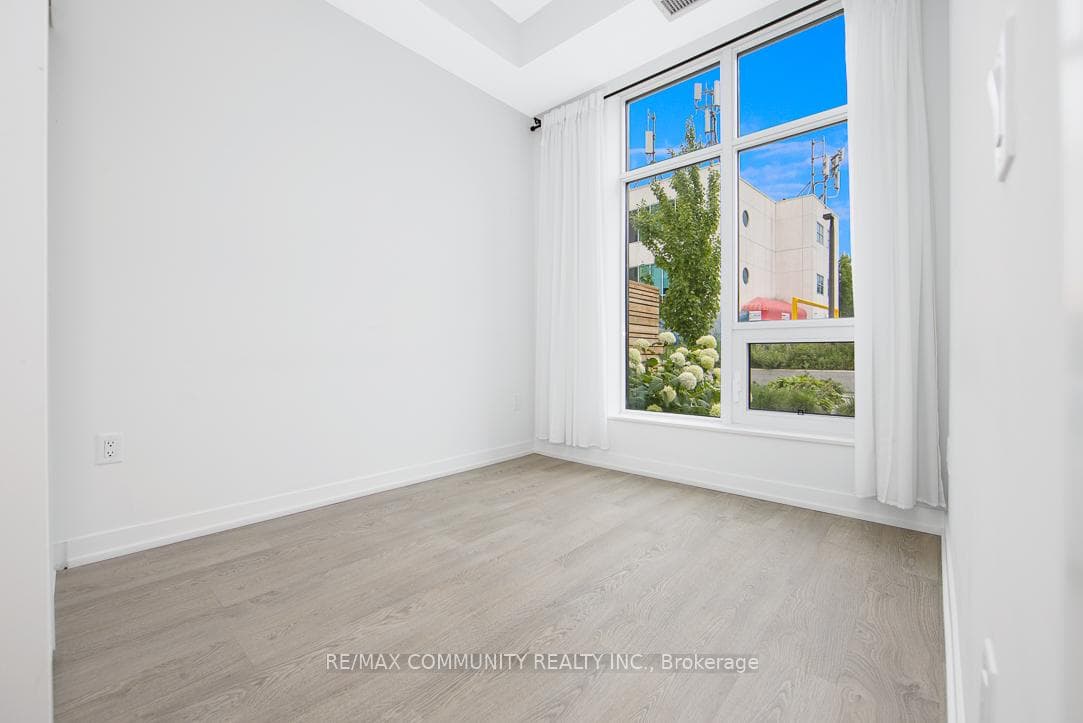 3 Rosewater Street Unit TH 108 photo 9