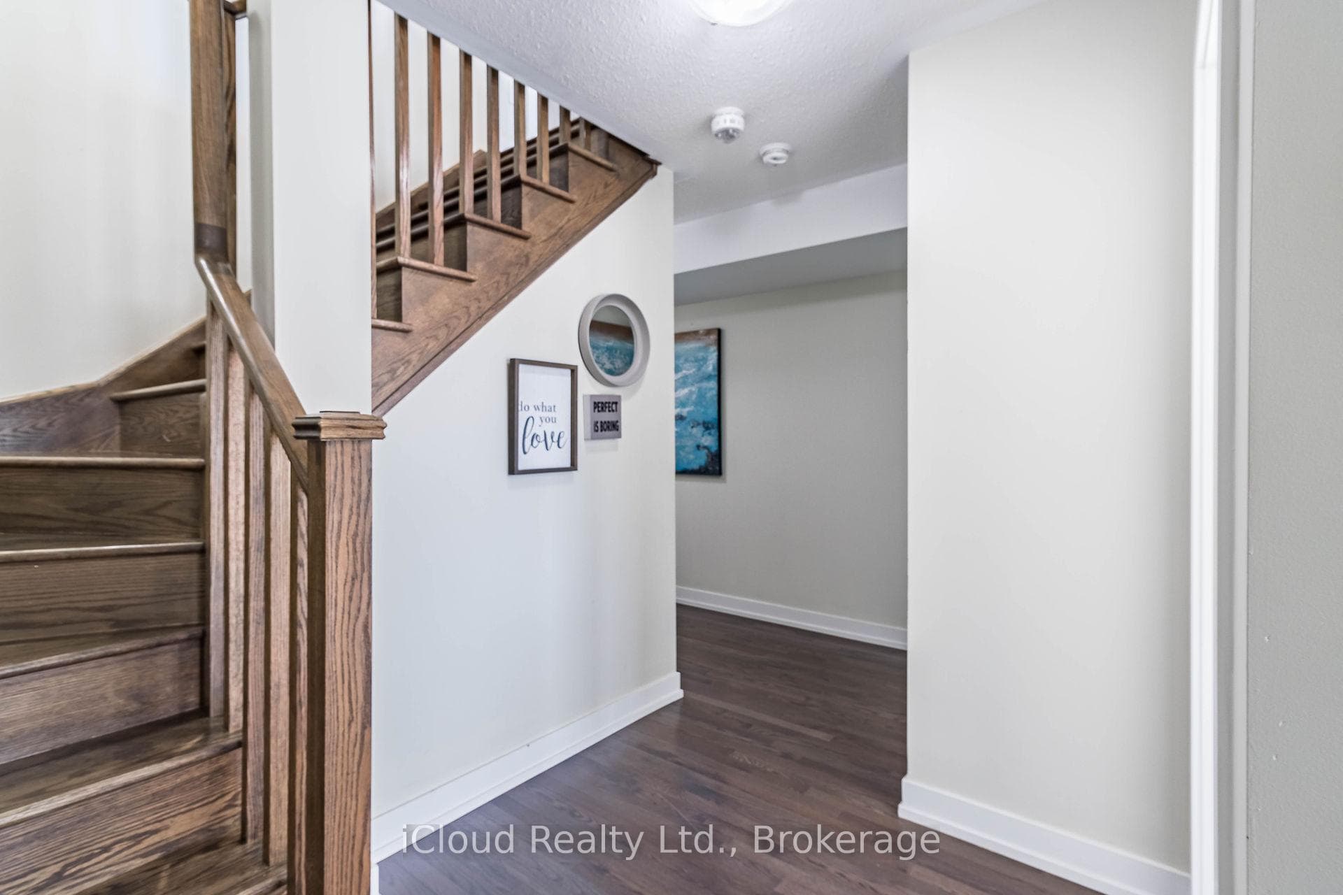 156 Inspire Boulevard photo 5