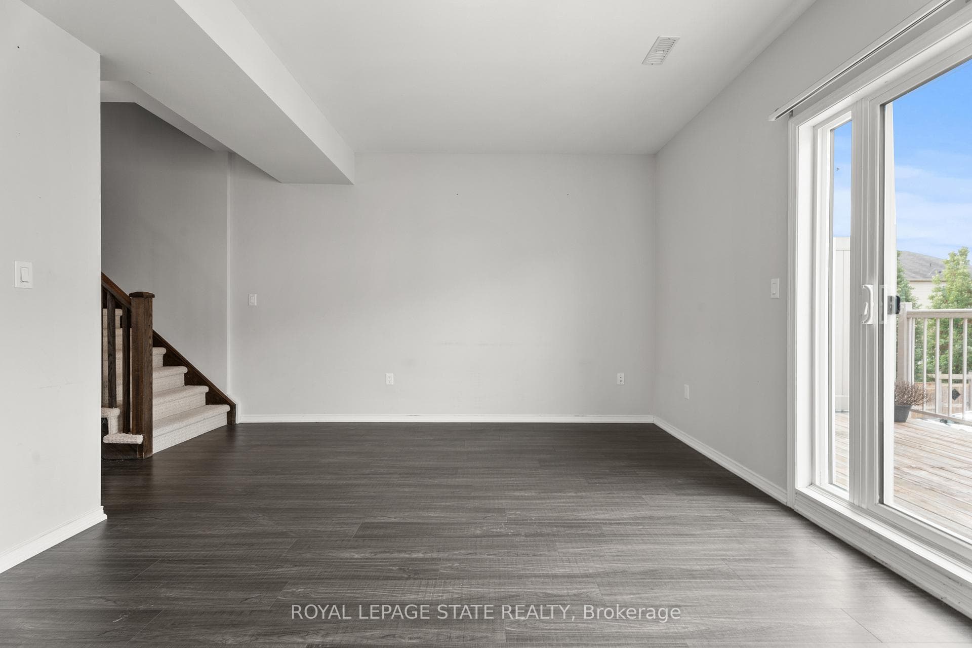5044 serena Drive photo 12