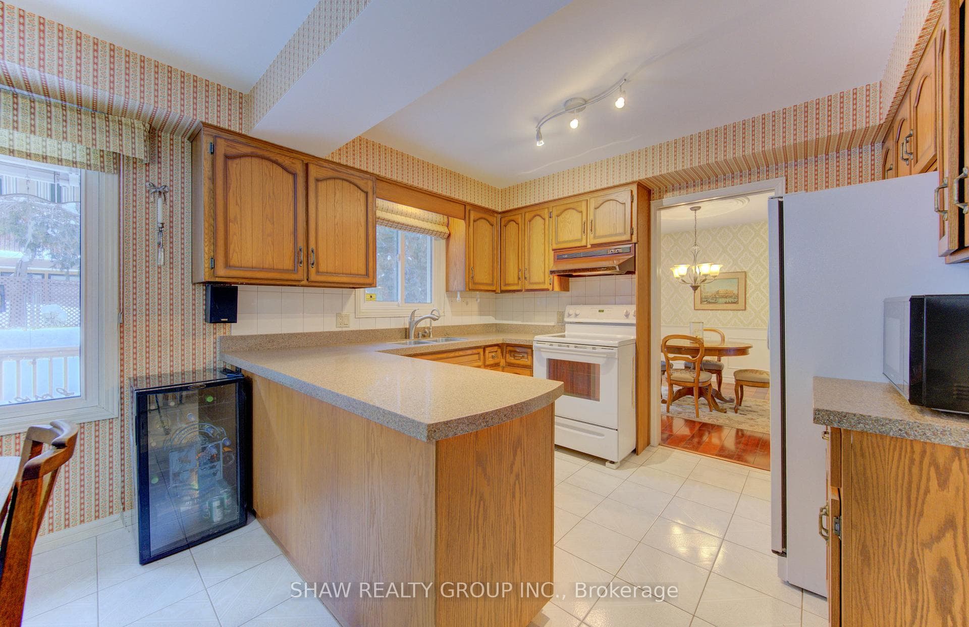 32 Brookview Court photo 14