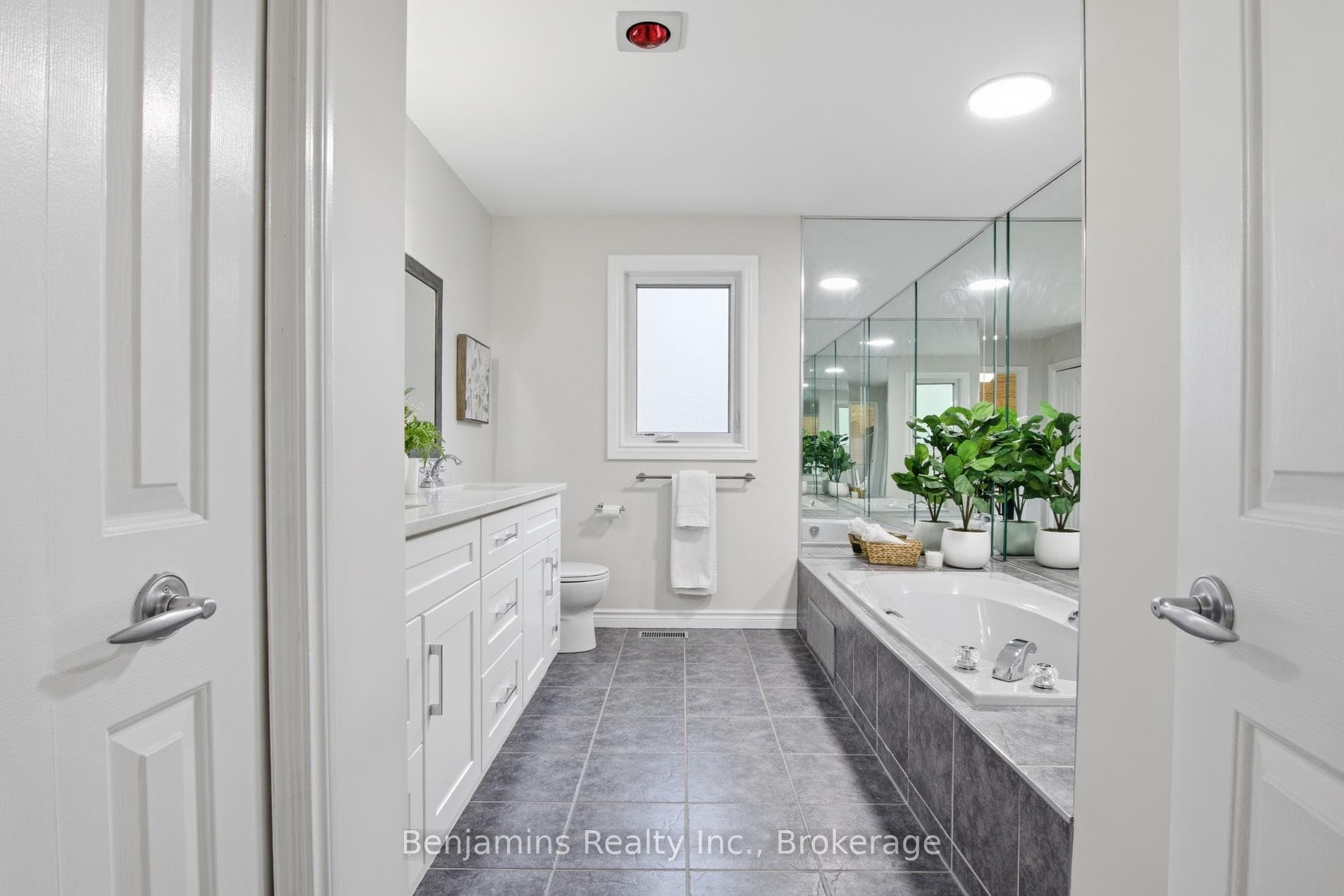 20 Huntingdale Place photo 32