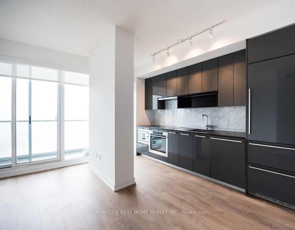 117 Mcmahon Drive Unit 3001 photo 14