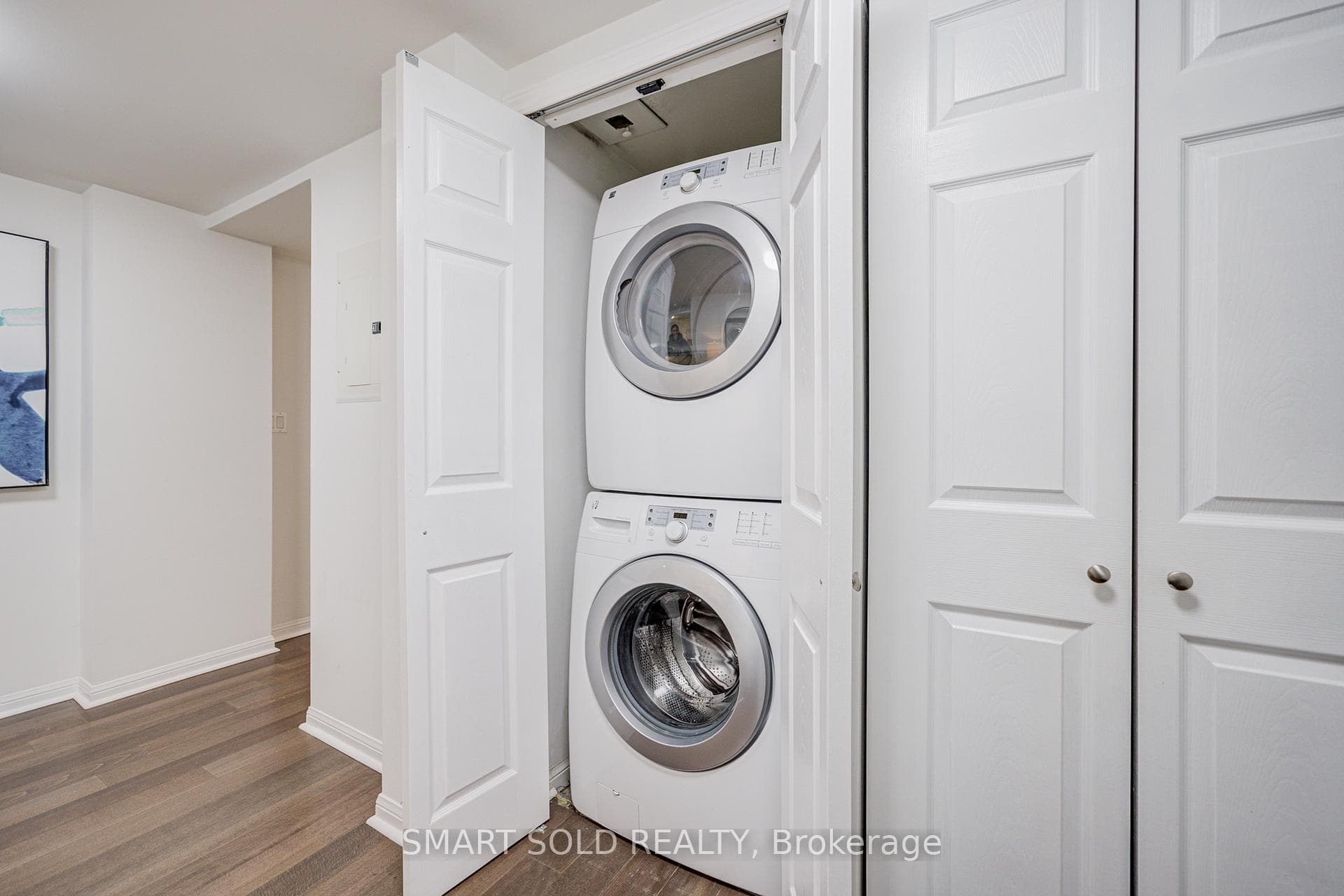 11 ST JOSEPH Street Unit 1612 photo 15