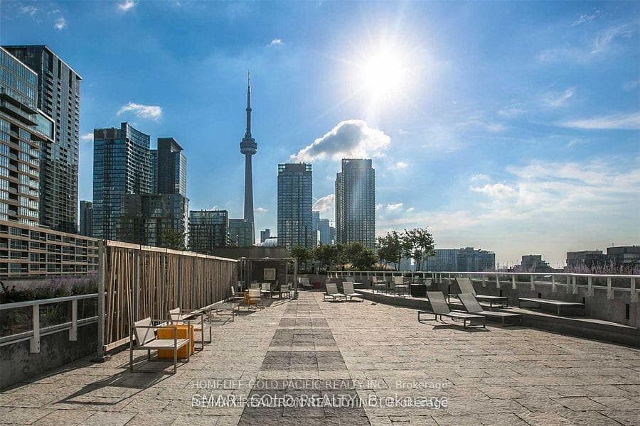 75 Queens Wharf Road Unit 801 photo 10