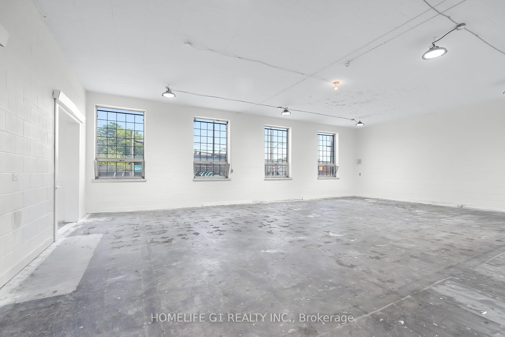 337 Gage Avenue photo 41