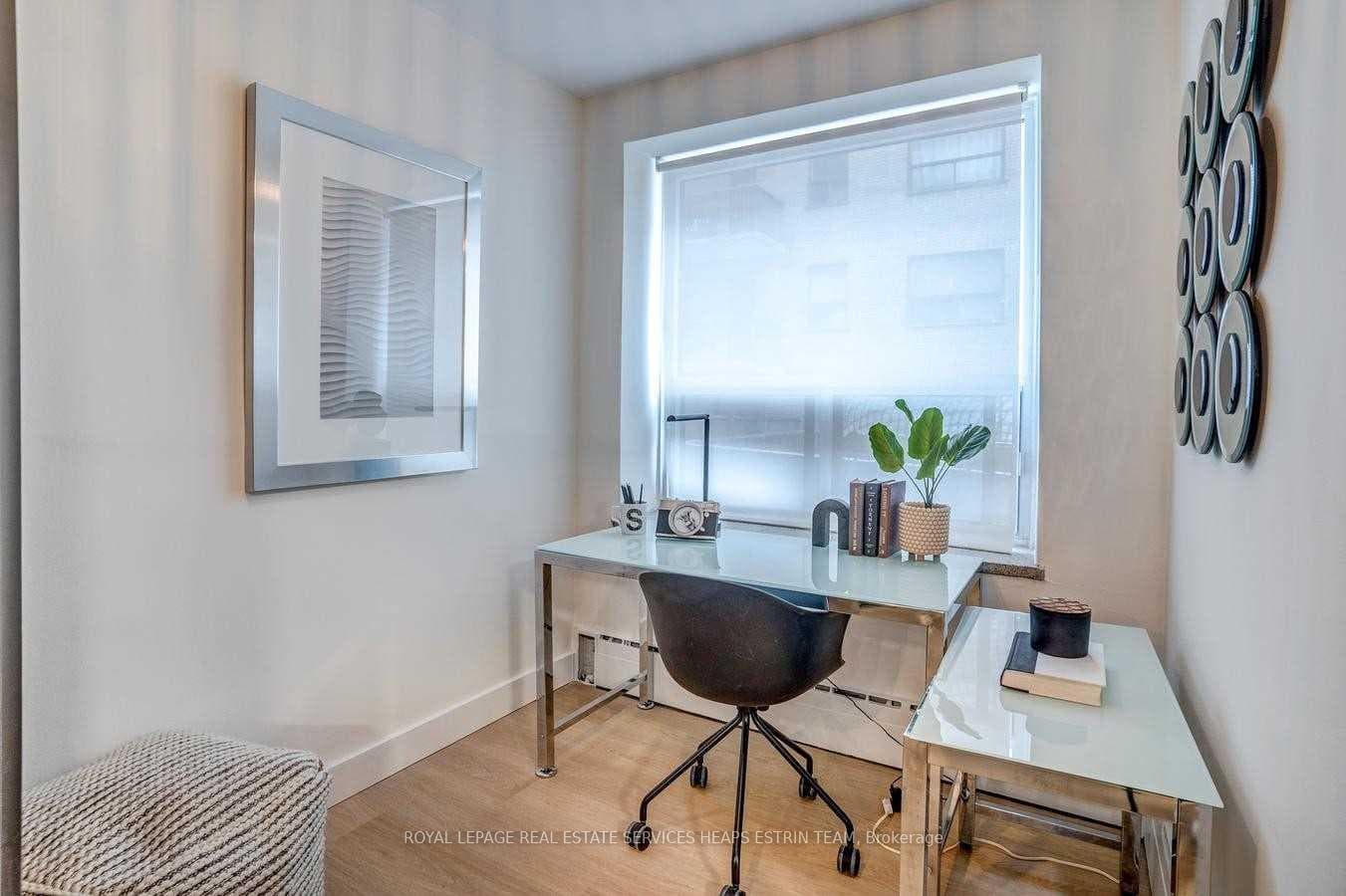 420 Eglinton Avenue Unit 206 photo 12