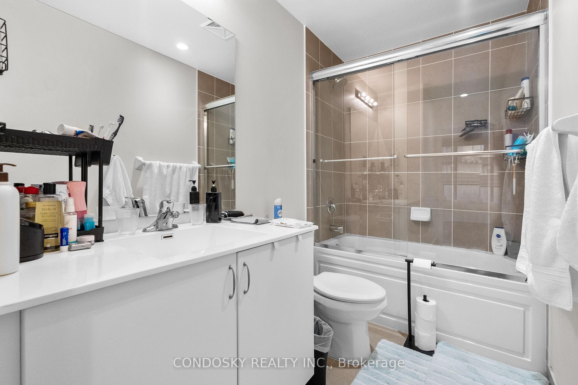 39 Annie Craig Drive Unit 914 photo 18