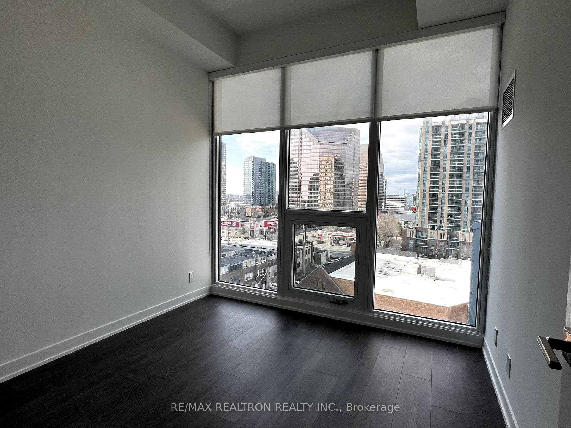 15 Holmes Avenue Unit 805 photo 9