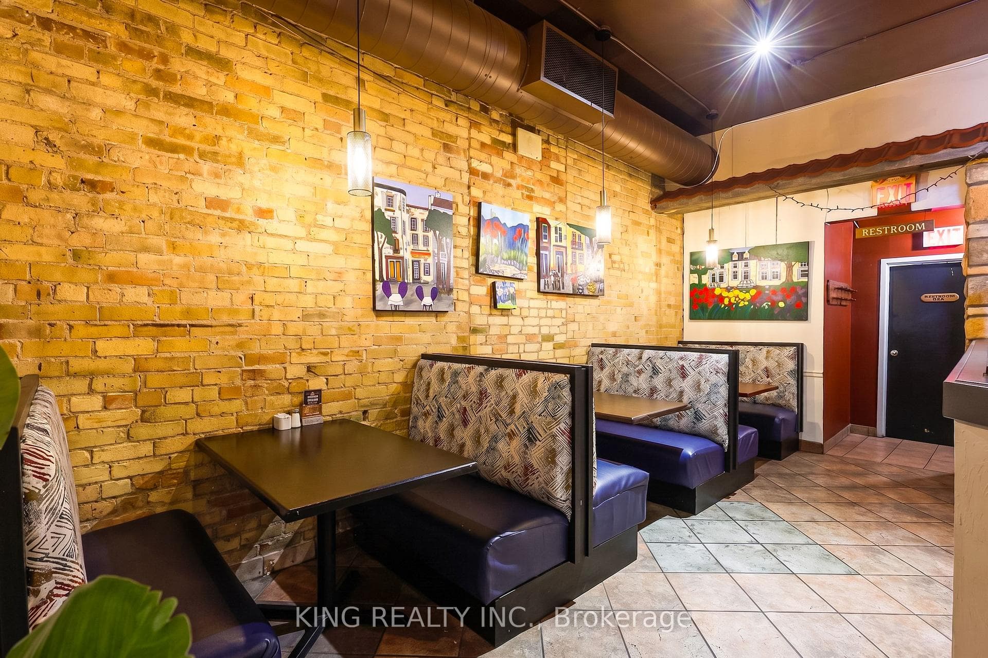 625 TALBOT Street photo 26