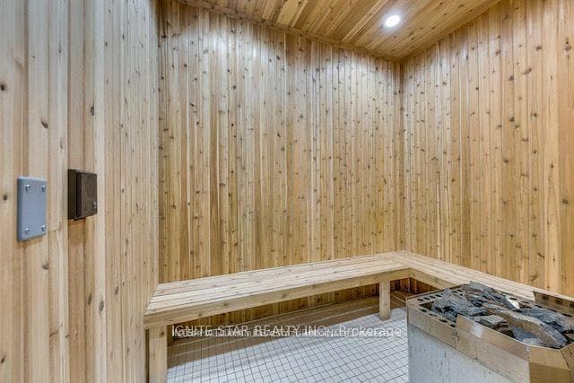 4677 Glen Erin Drive Unit 608 photo 26