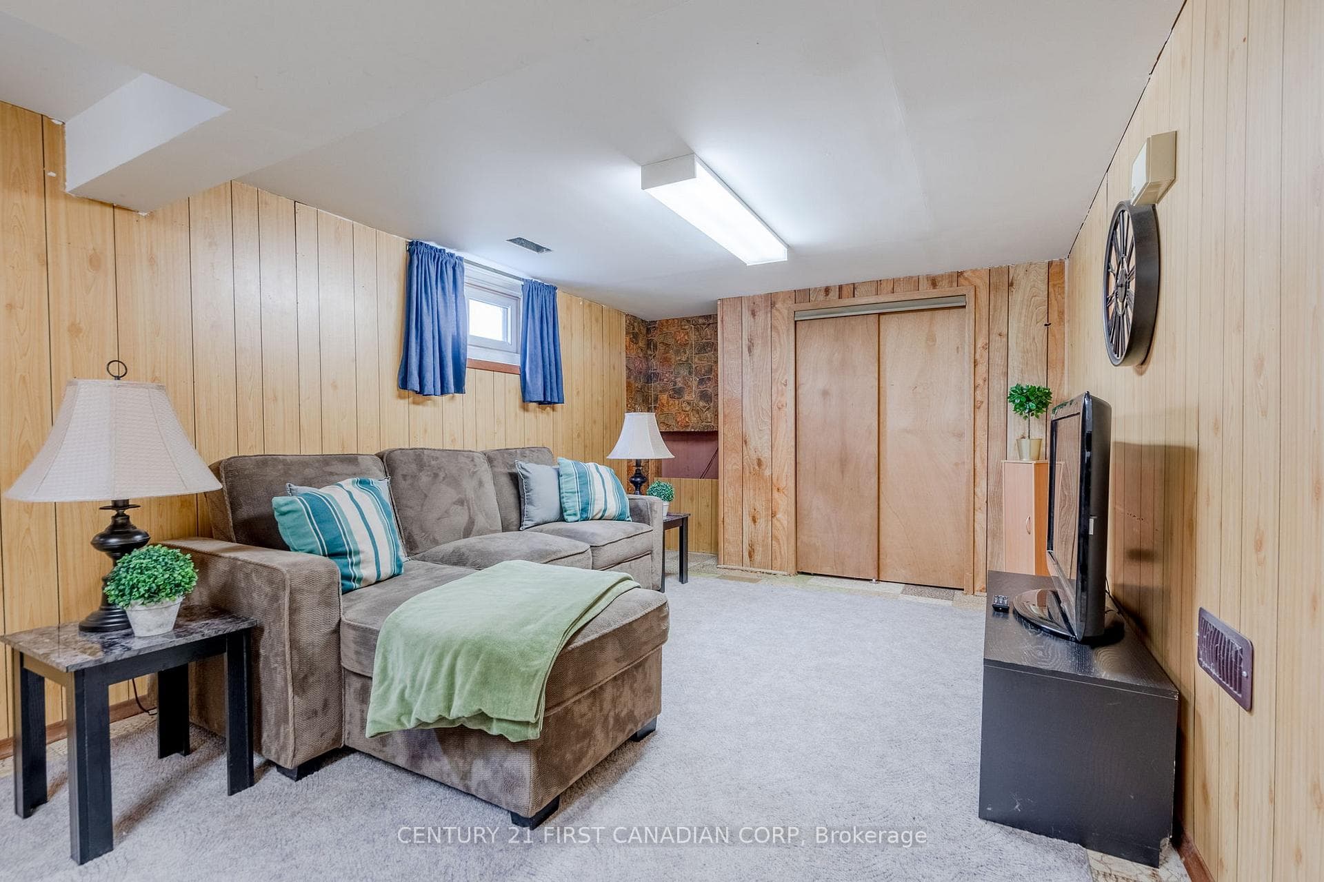 75 Hume Street photo 30